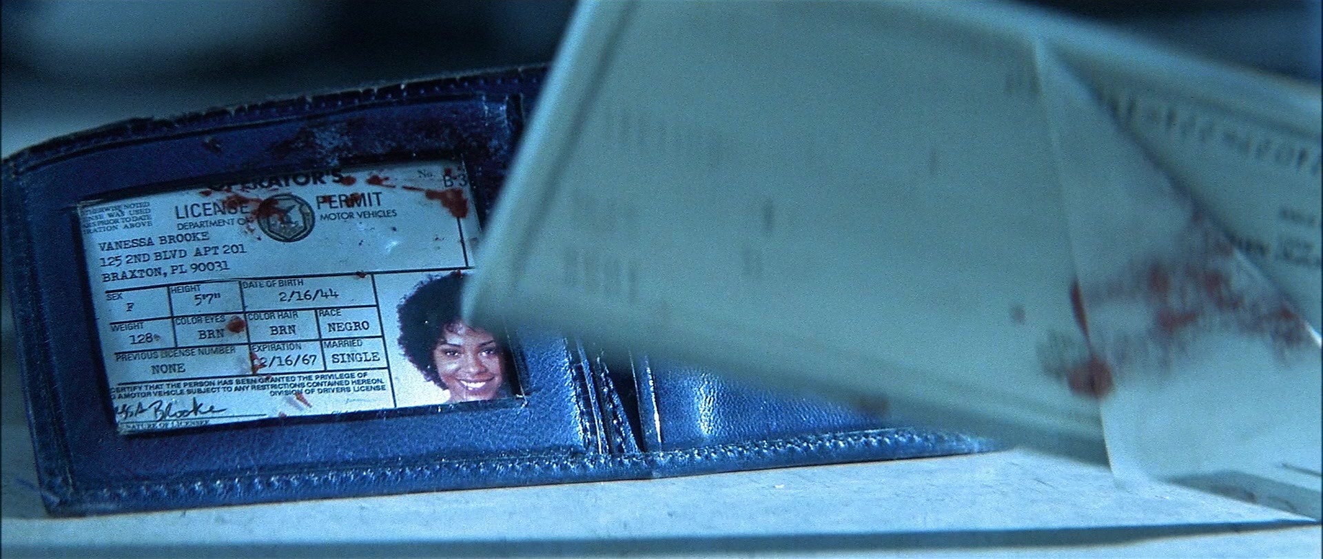 Blade (1998), wide, 2.36:1 — film still