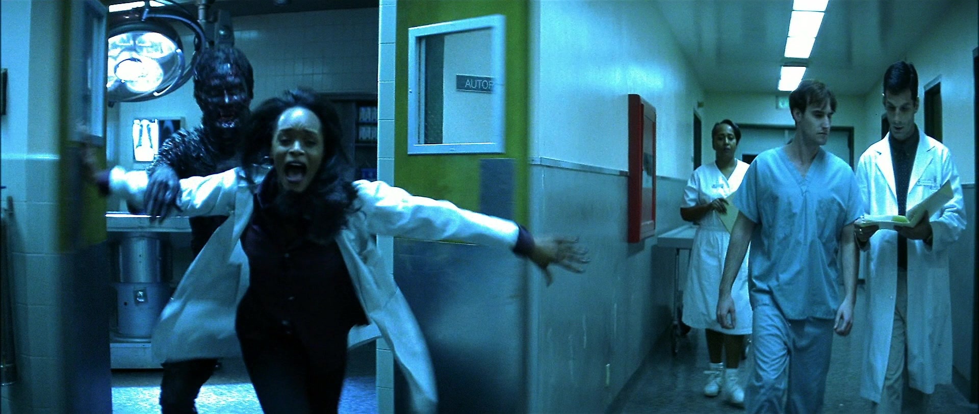 Blade (1998), wide, 2.36:1 — film still