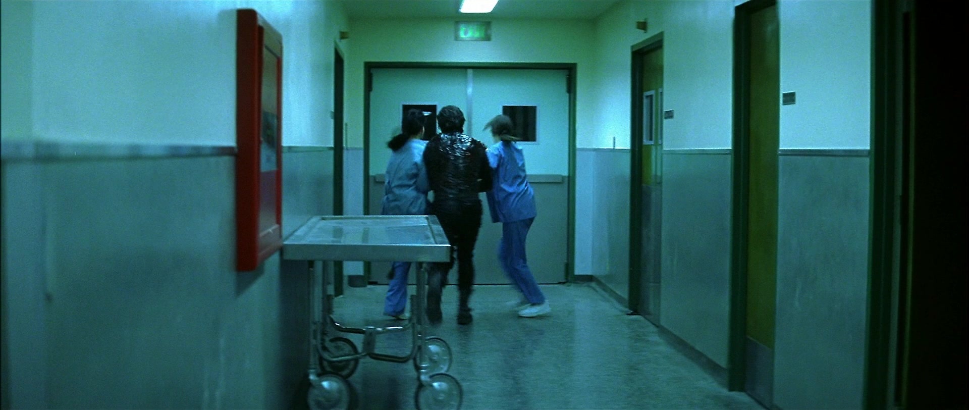 Blade (1998), wide, 2.36:1 — film still
