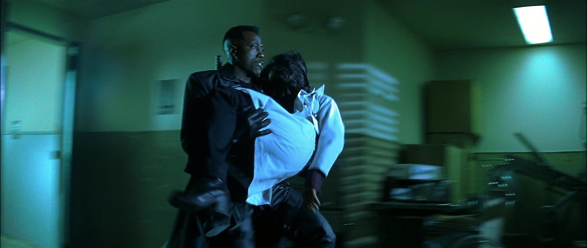Blade (1998), wide, 2.36:1 — film still