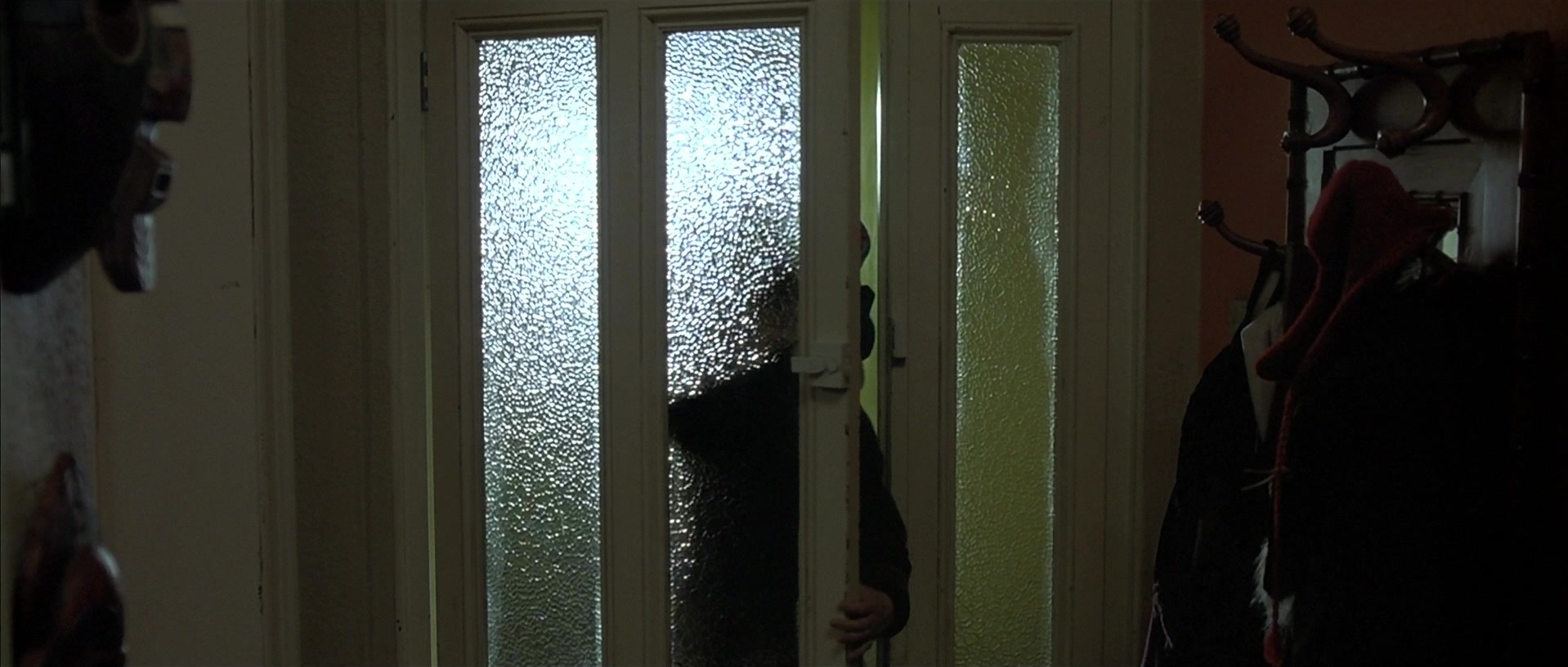 About a Boy (2002), wide, 2.35:1 — film still