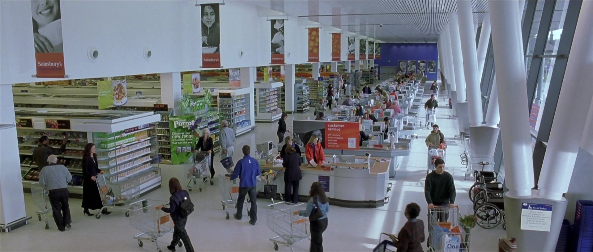 About a Boy (2002), wide, 2.35:1 — film still