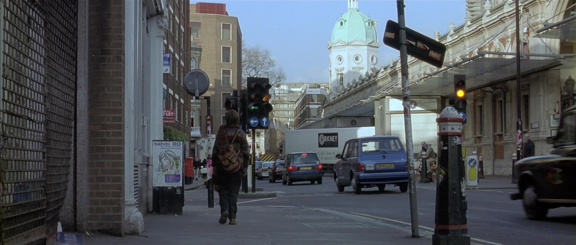 About a Boy (2002), wide, 2.35:1 — film still