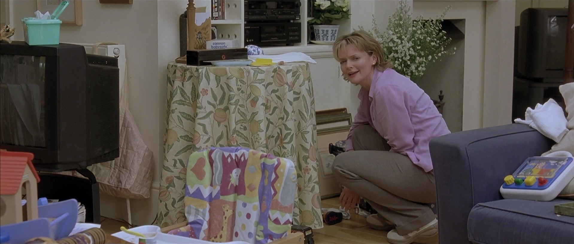 About a Boy (2002), wide, 2.35:1 — film still