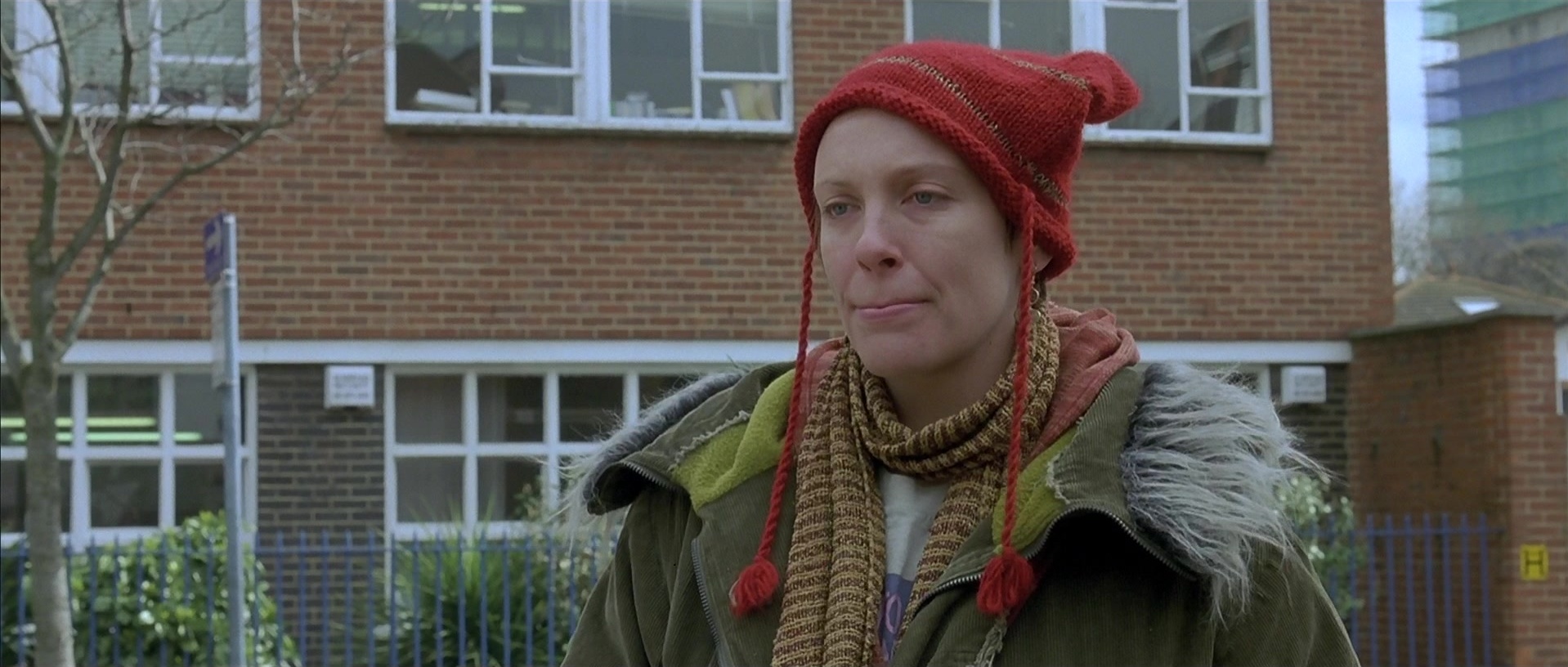 About a Boy (2002), wide, 2.35:1 — film still