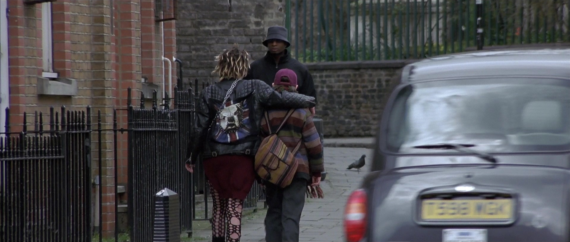 About a Boy (2002), wide, 2.35:1 — film still