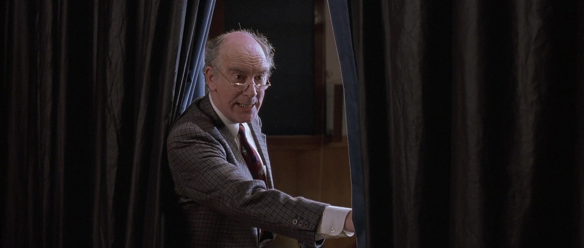 About a Boy (2002), wide, 2.35:1 — film still