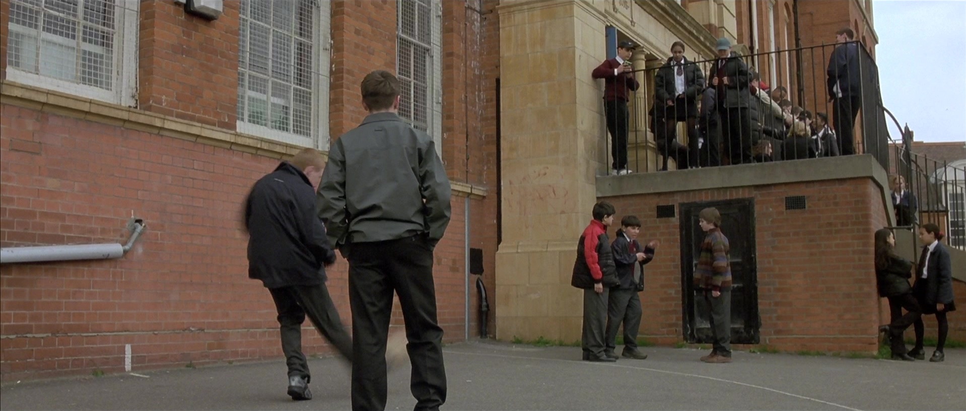 About a Boy (2002), wide, 2.35:1 — film still