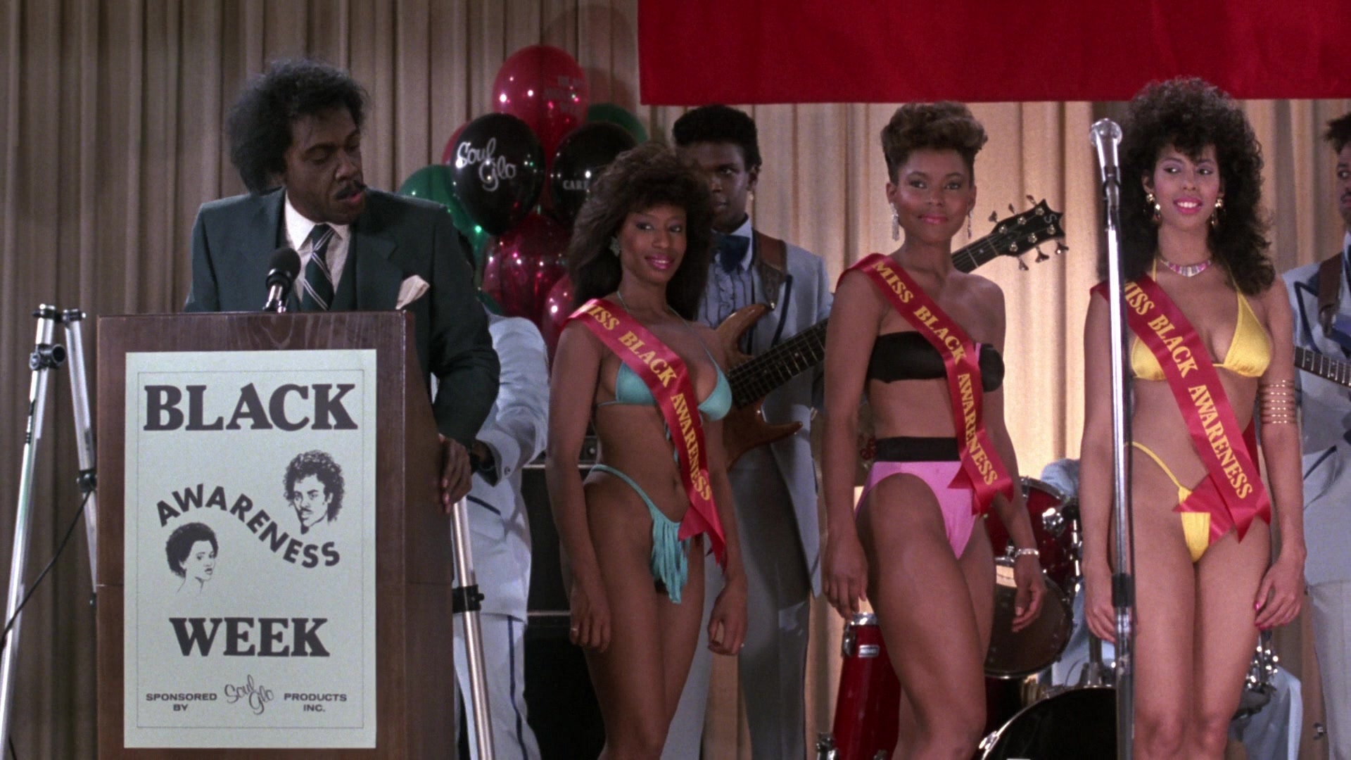 Coming to America (1988), wide, 1.78:1 — film still