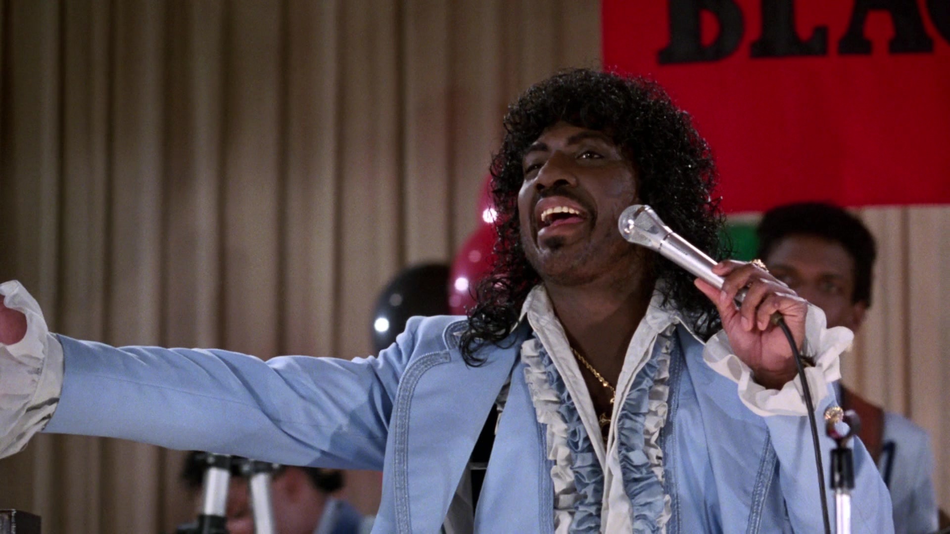 Coming to America (1988), wide, 1.78:1 — film still