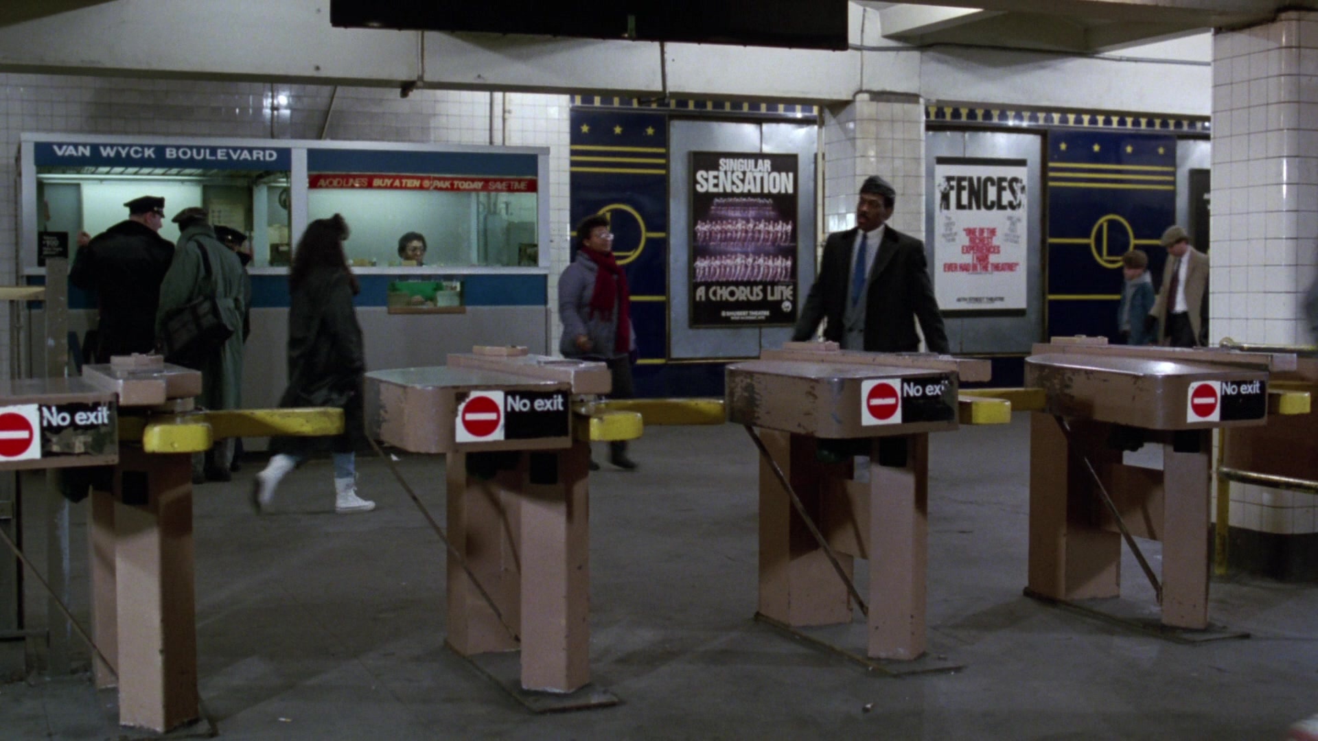 Coming to America (1988), wide, 1.78:1 — film still