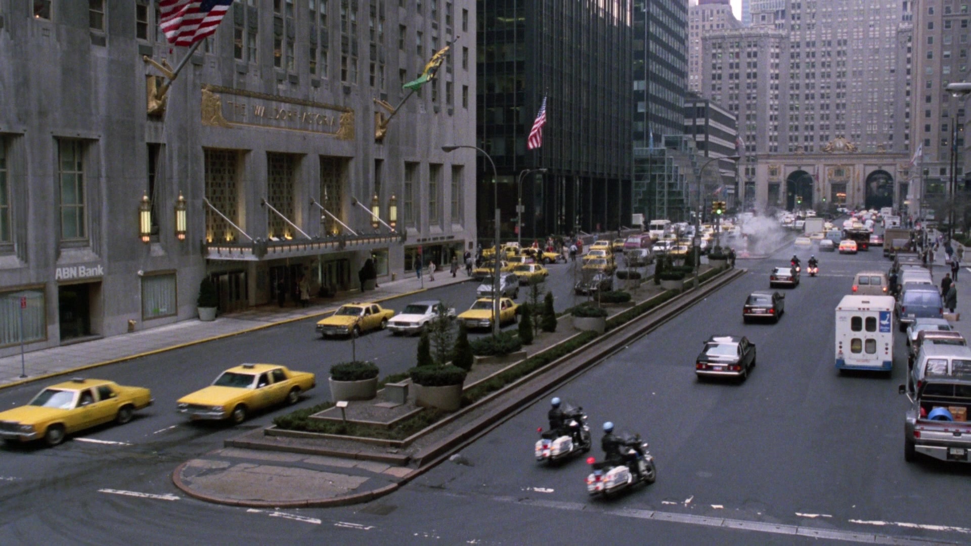 Coming to America (1988), wide, 1.78:1 — film still