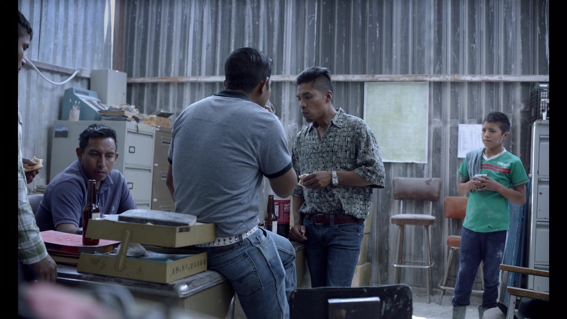 Noche de Fuego (2021), wide, 1.78:1 — film still