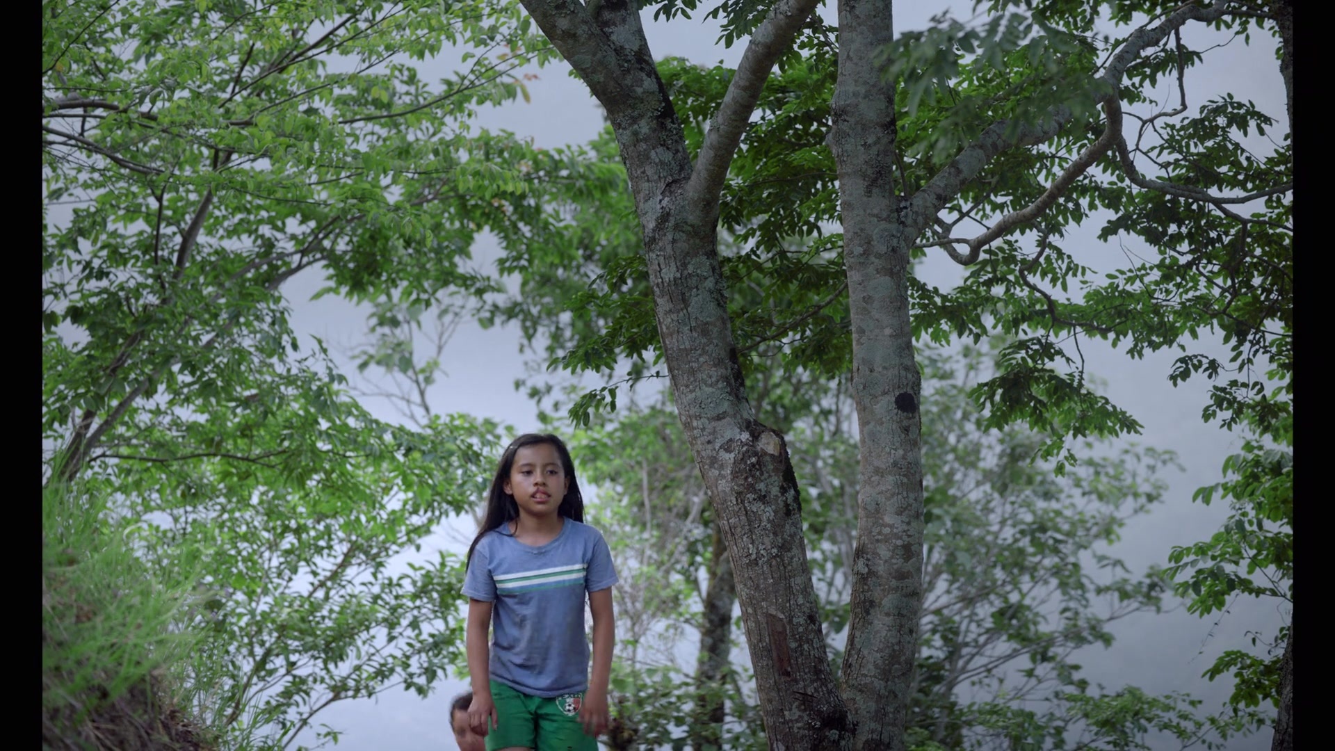 Noche de Fuego (2021), wide, 1.78:1 — film still