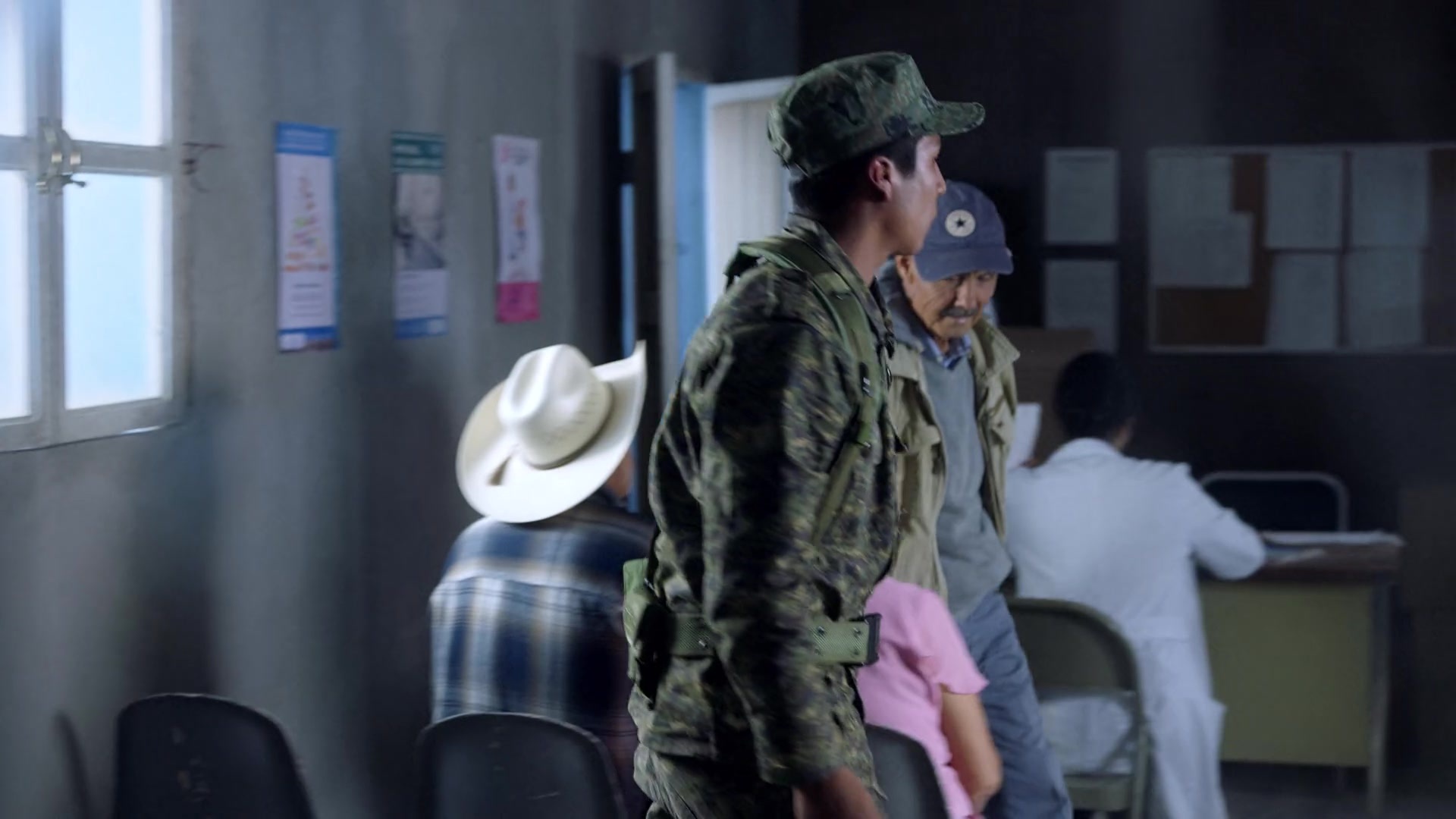 Noche de Fuego (2021), wide, 1.78:1 — film still