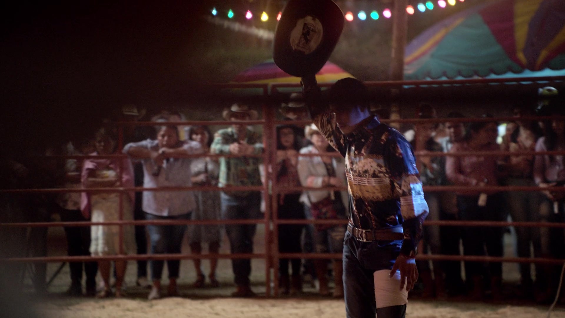 Noche de Fuego (2021), wide, 1.78:1 — film still