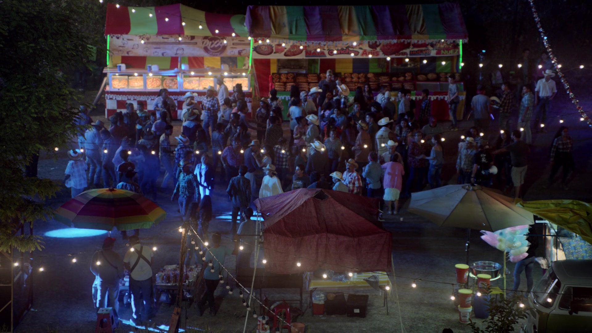 Noche de Fuego (2021), wide, 1.78:1 — film still