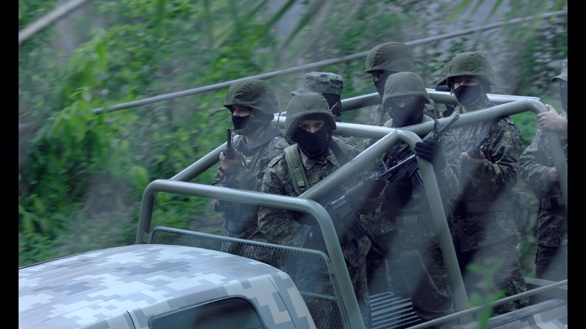 Noche de Fuego (2021), wide, 1.78:1 — film still
