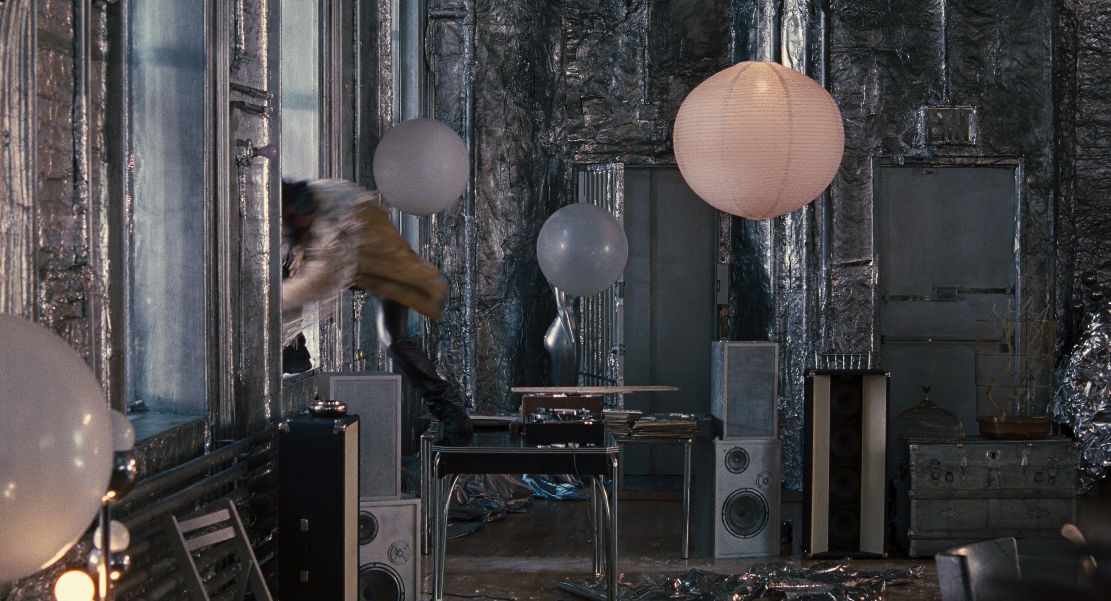 Men in Black 3 (2012), wide, 1.85:1 — film still