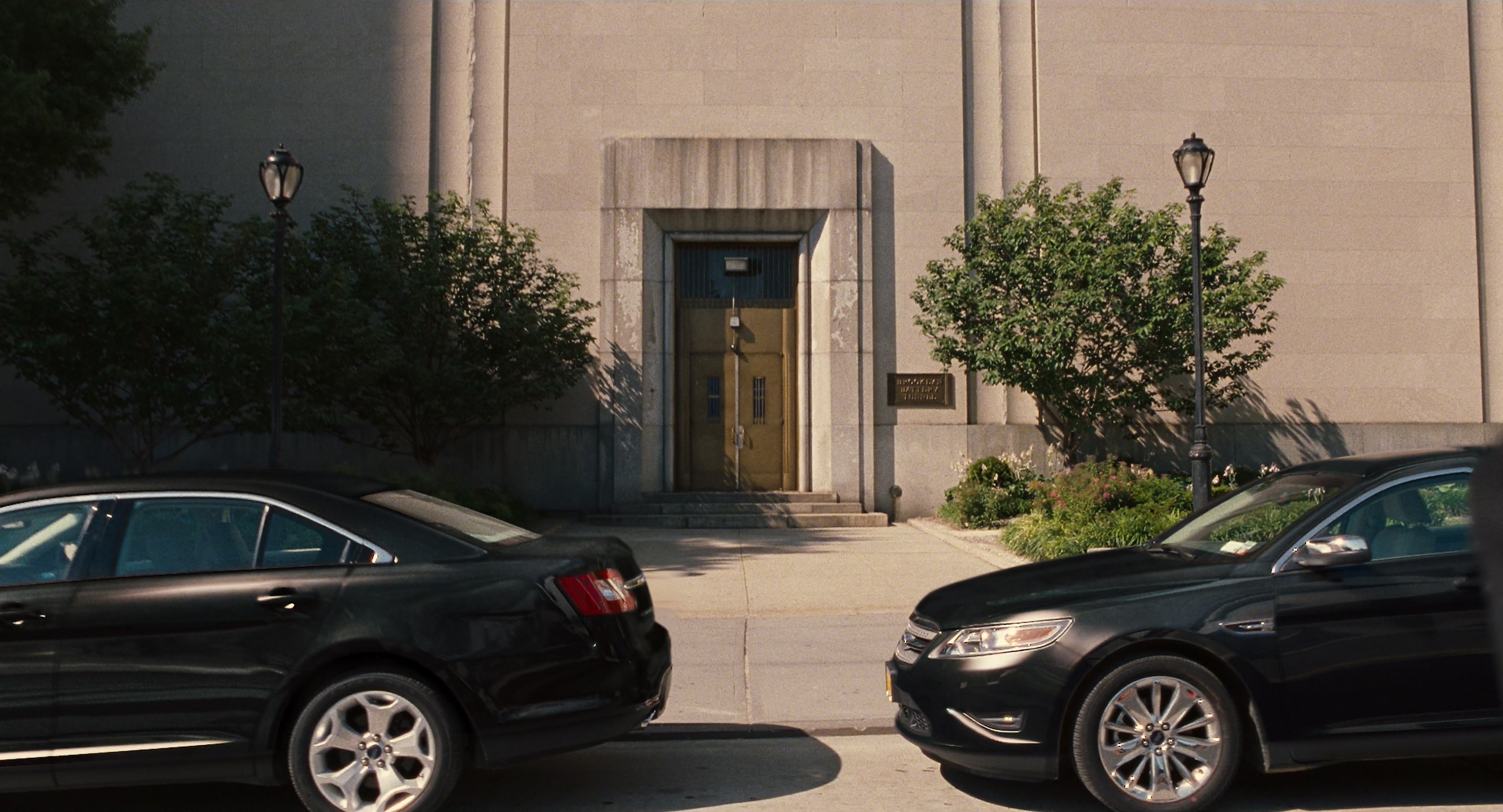 Men in Black 3 (2012), wide, 1.85:1 — film still