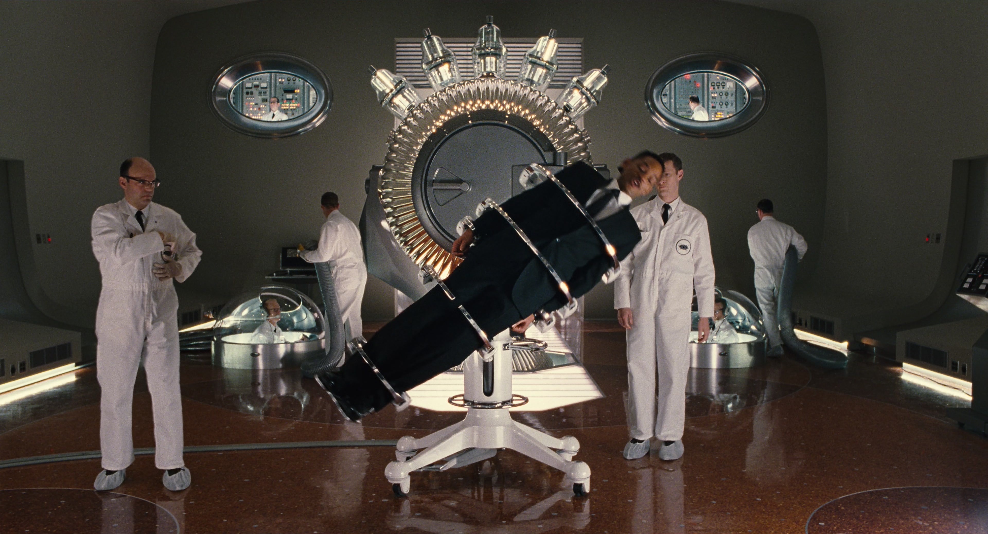 Men in Black 3 (2012), wide, 1.85:1 — film still