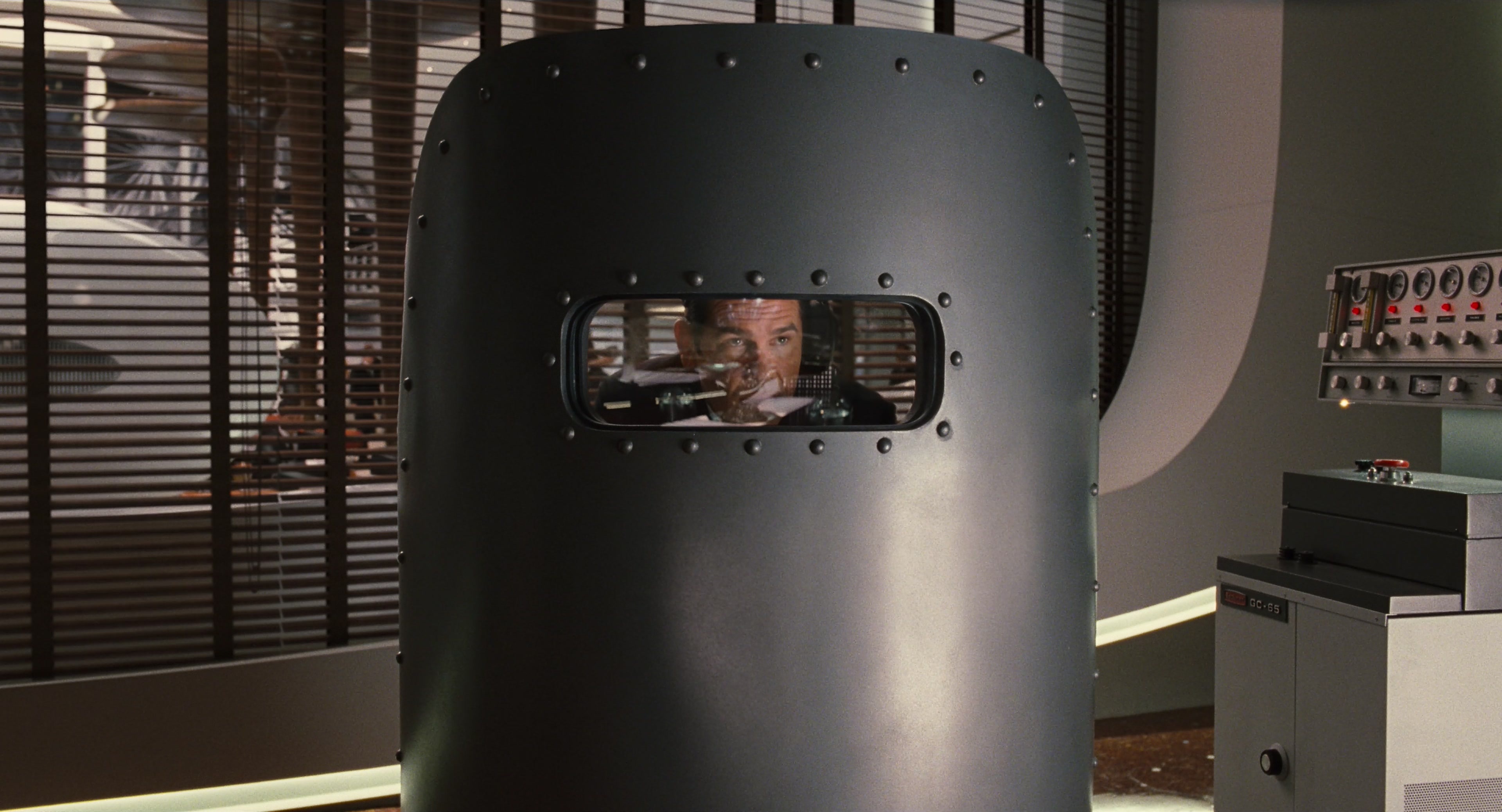 Men in Black 3 (2012), wide, 1.85:1 — film still