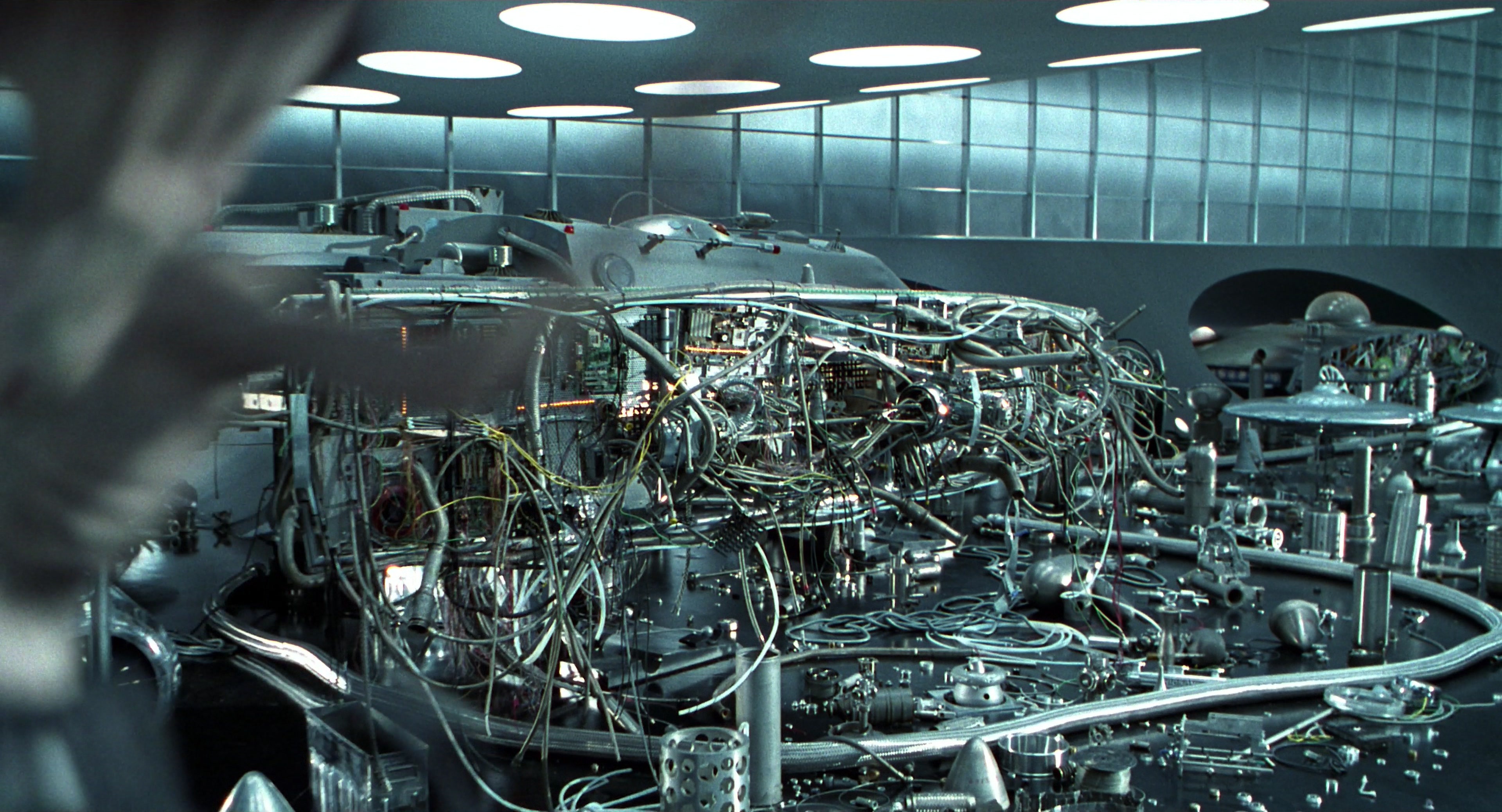 Men in Black II (2002), wide, 1.85:1 — film still