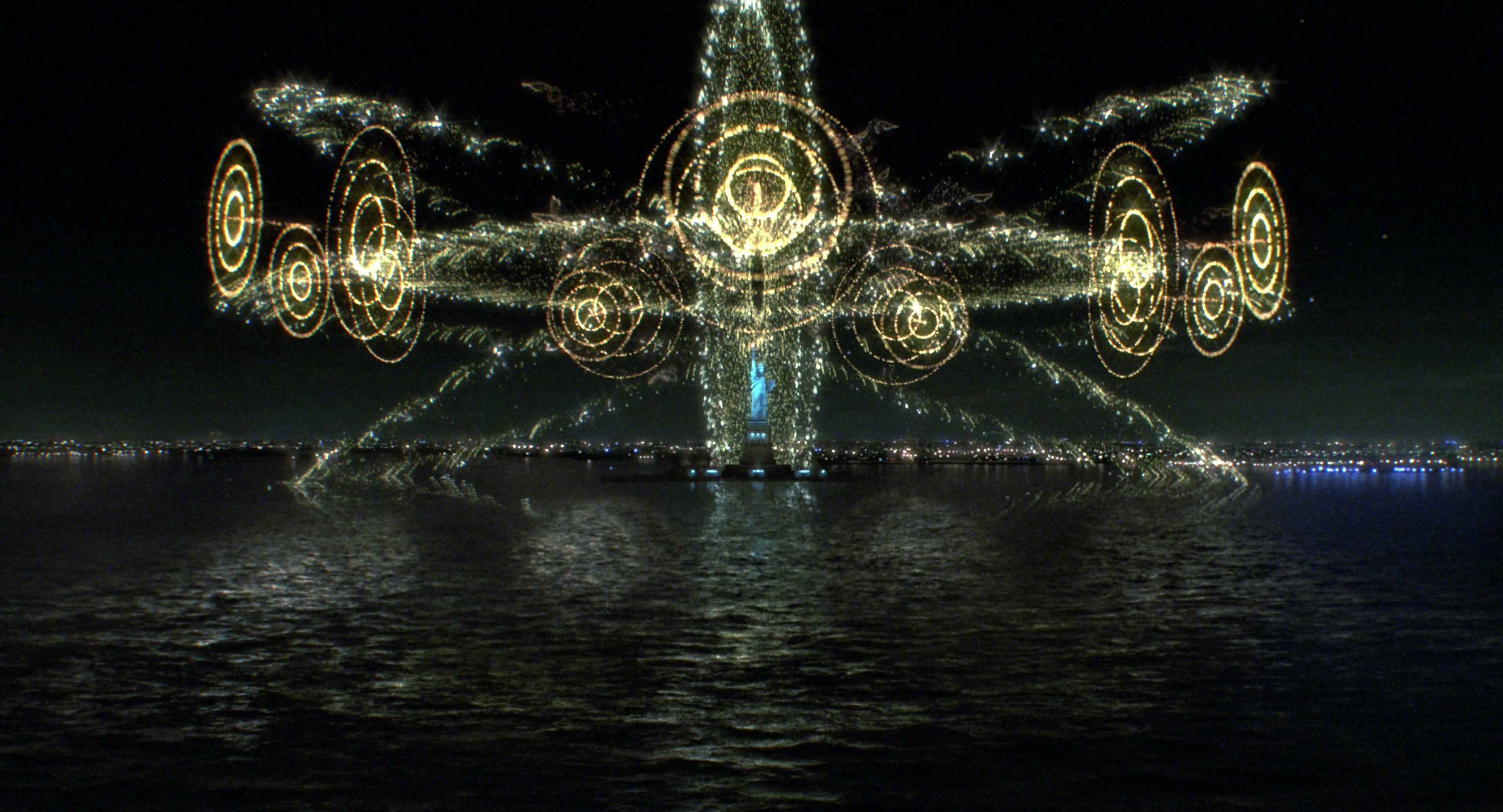 Men in Black II (2002), wide, 1.85:1 — film still