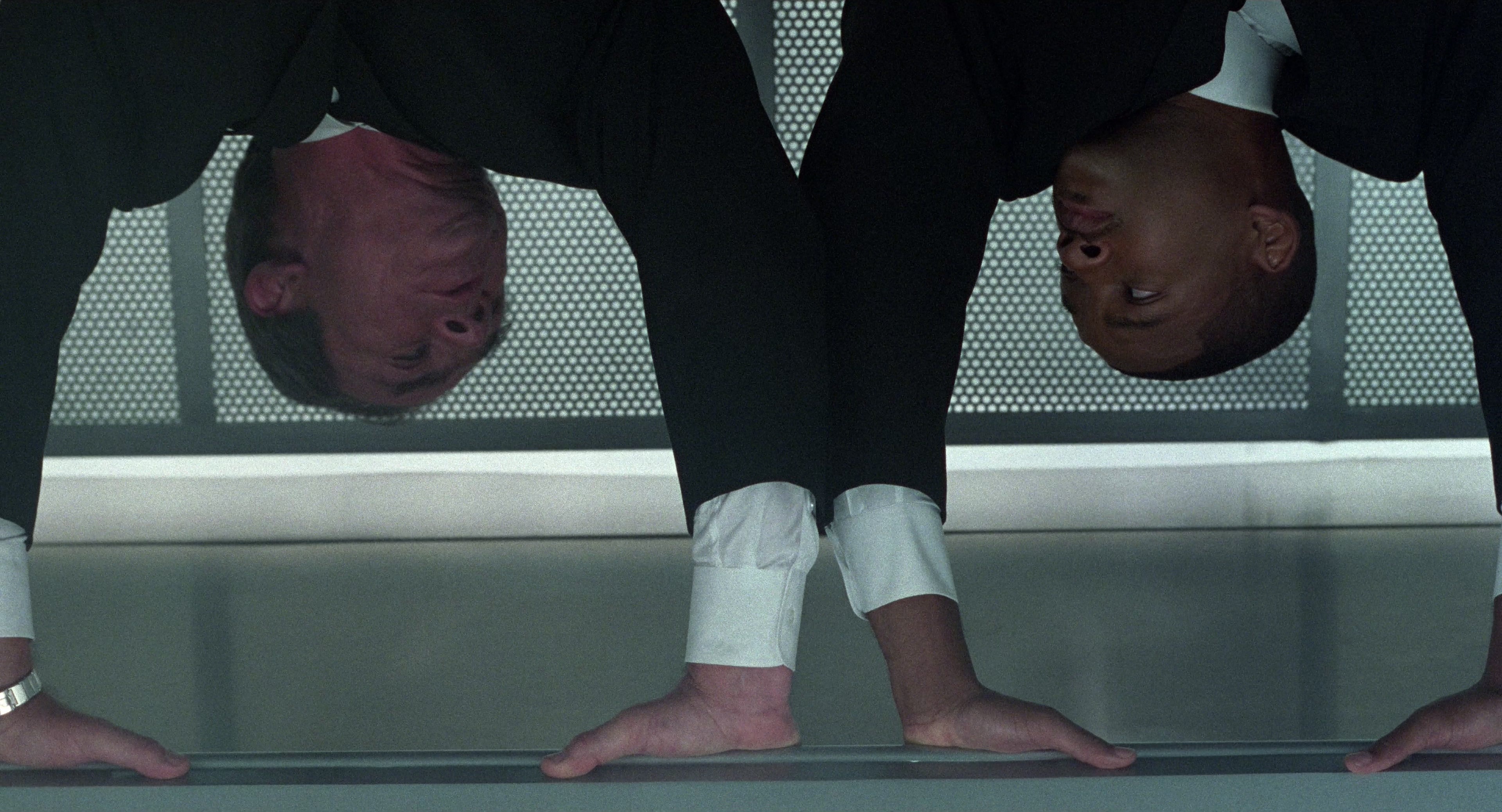 Men in Black II (2002), wide, 1.85:1 — film still