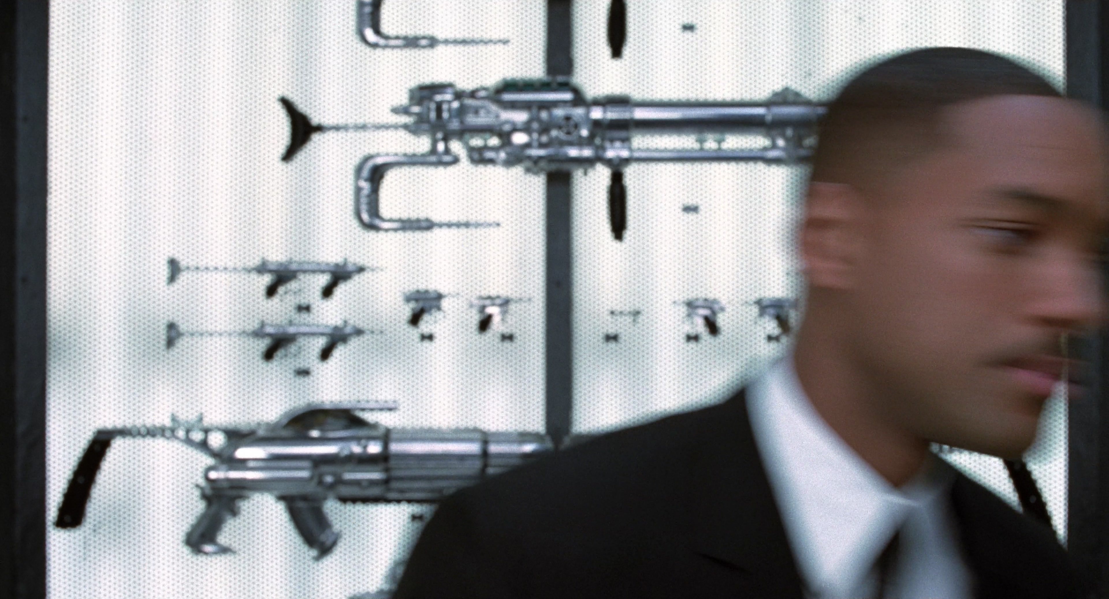 Men in Black II (2002), wide, 1.85:1 — film still