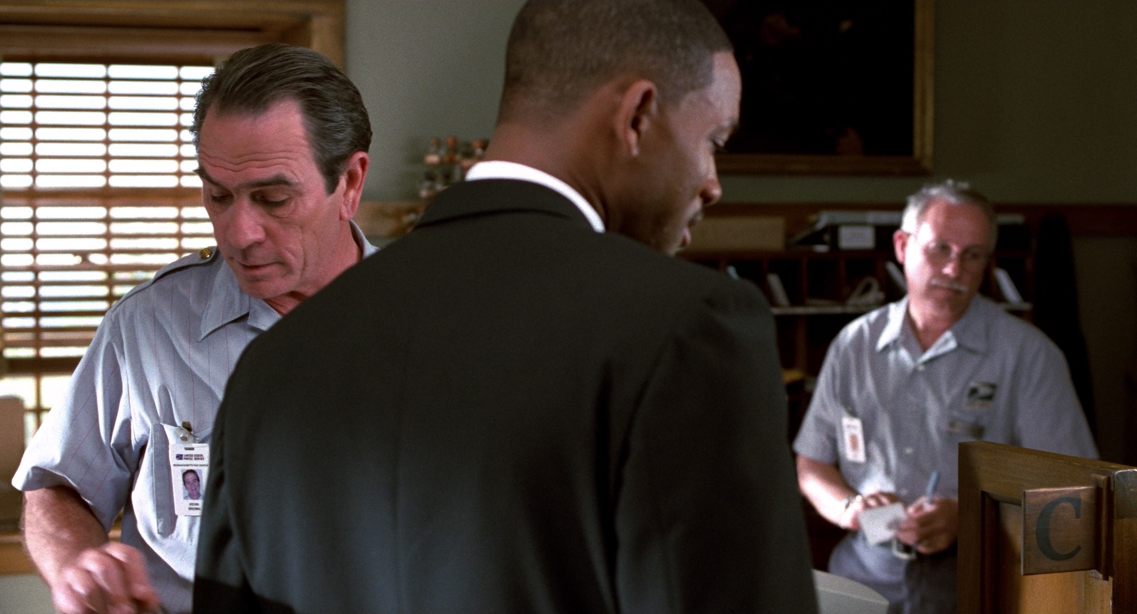 Men in Black II (2002), wide, 1.85:1 — film still