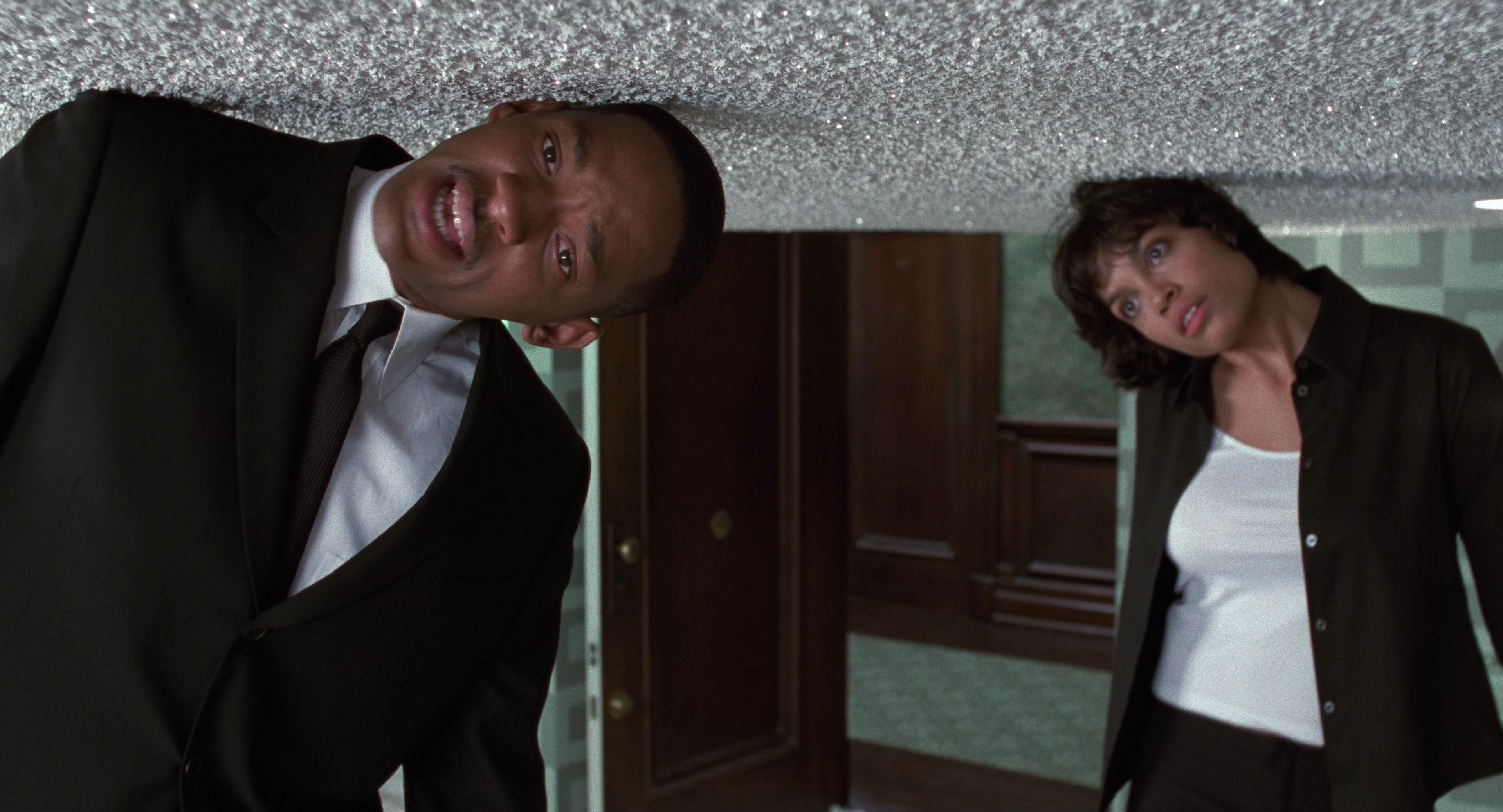 Men in Black II (2002), wide, 1.85:1 — film still