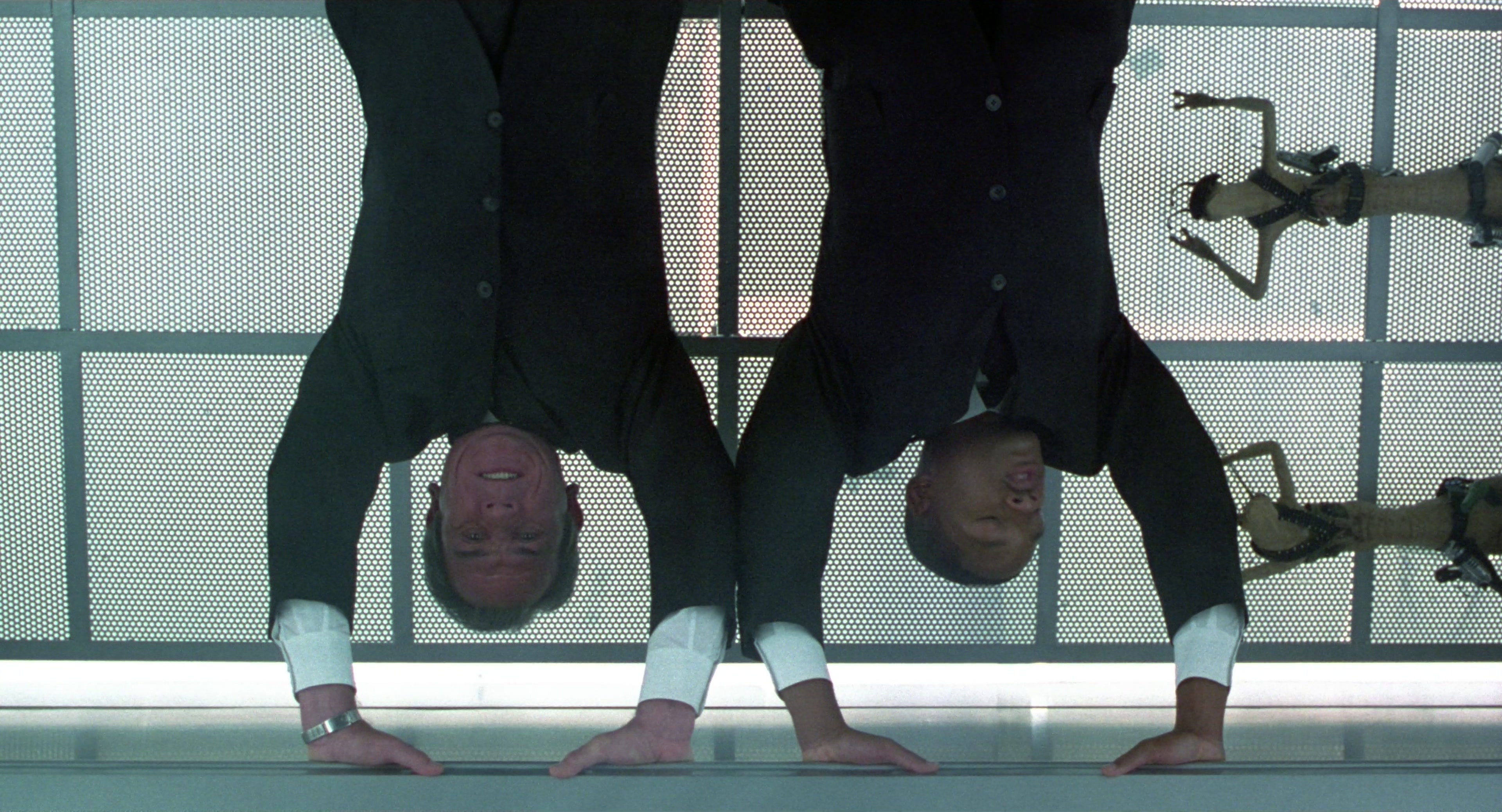 Men in Black II (2002), wide, 1.85:1 — film still