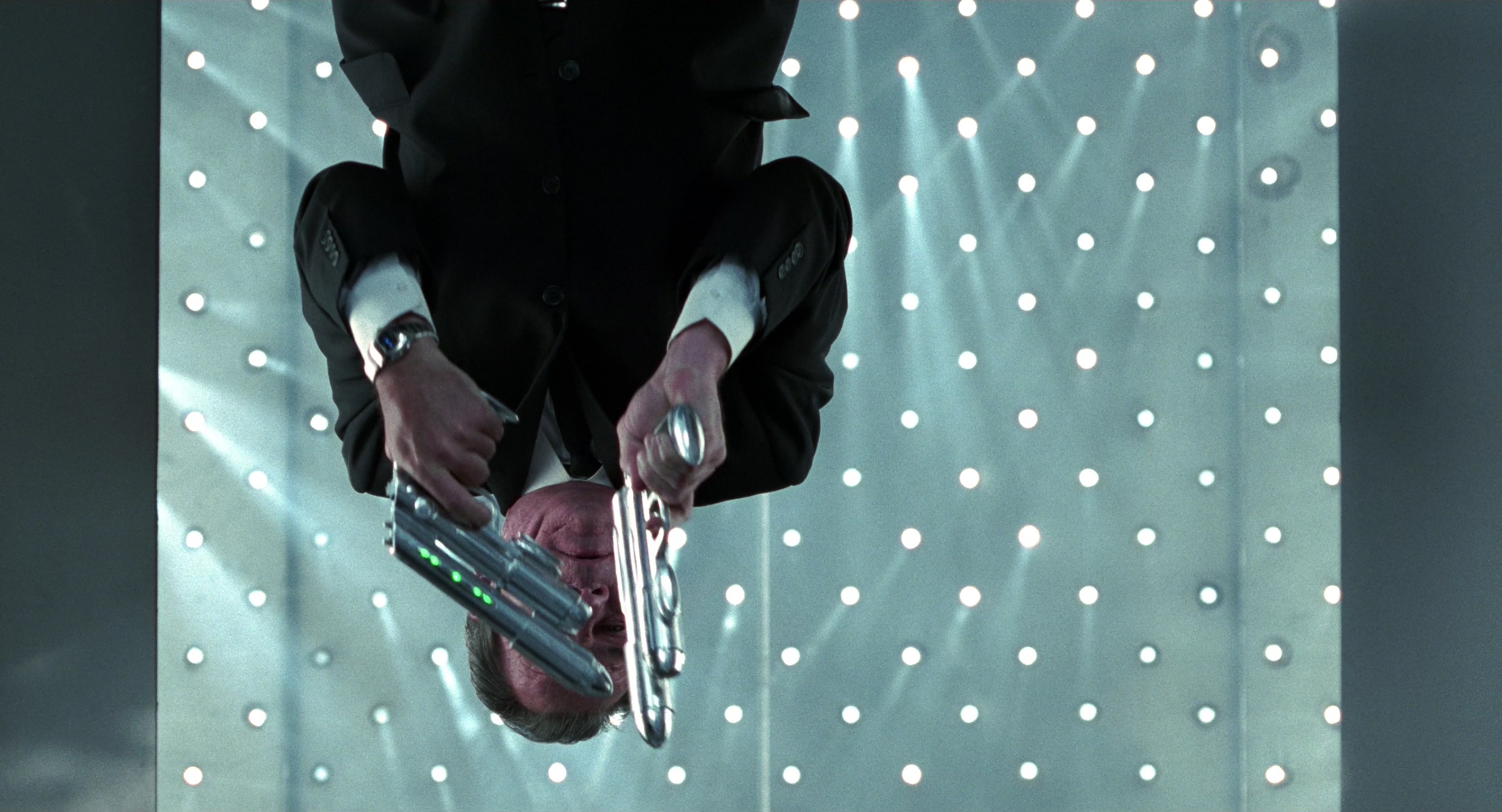 Men in Black II (2002), wide, 1.85:1 — film still