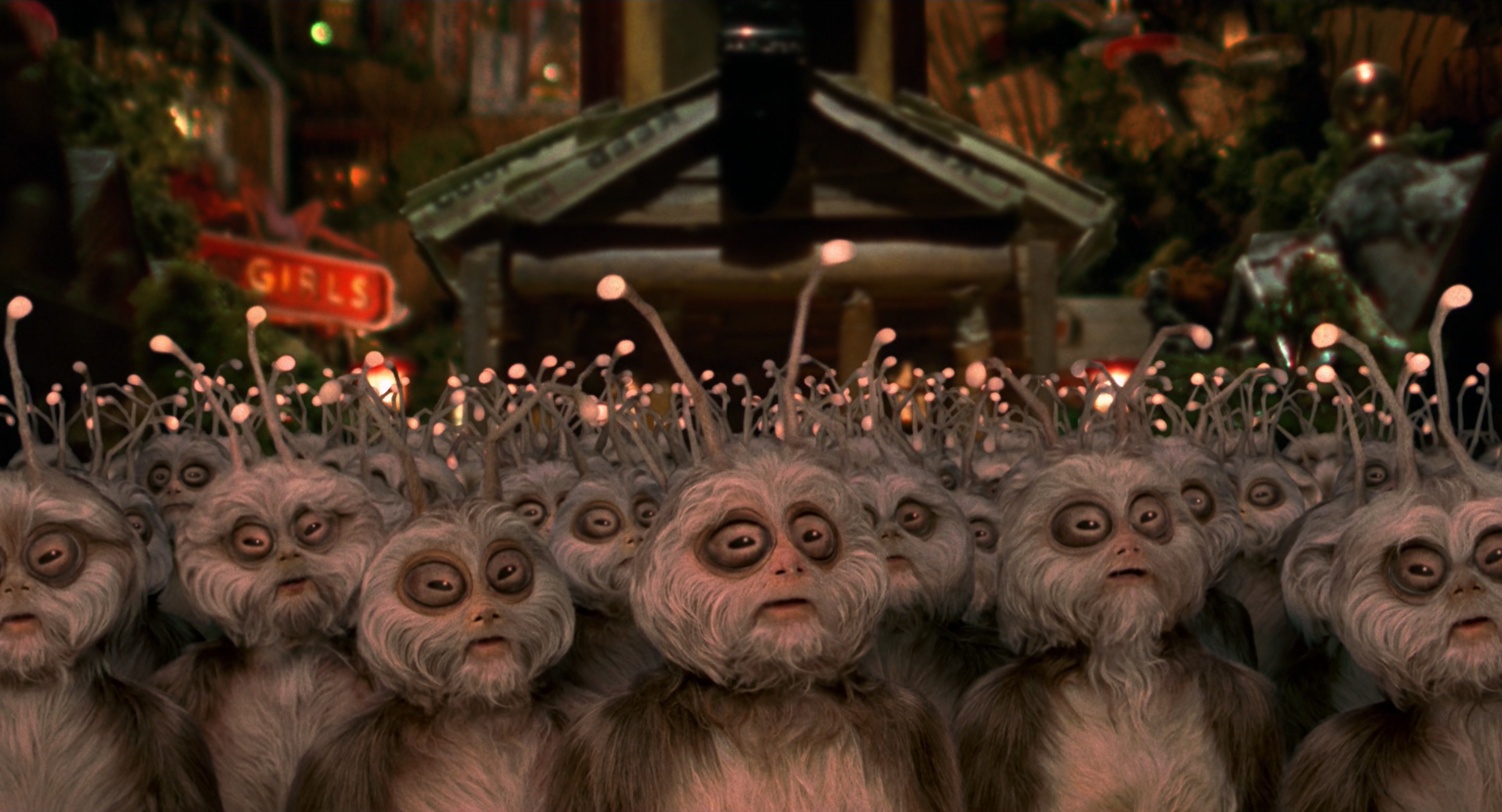 Men in Black II (2002), wide, 1.85:1 — film still