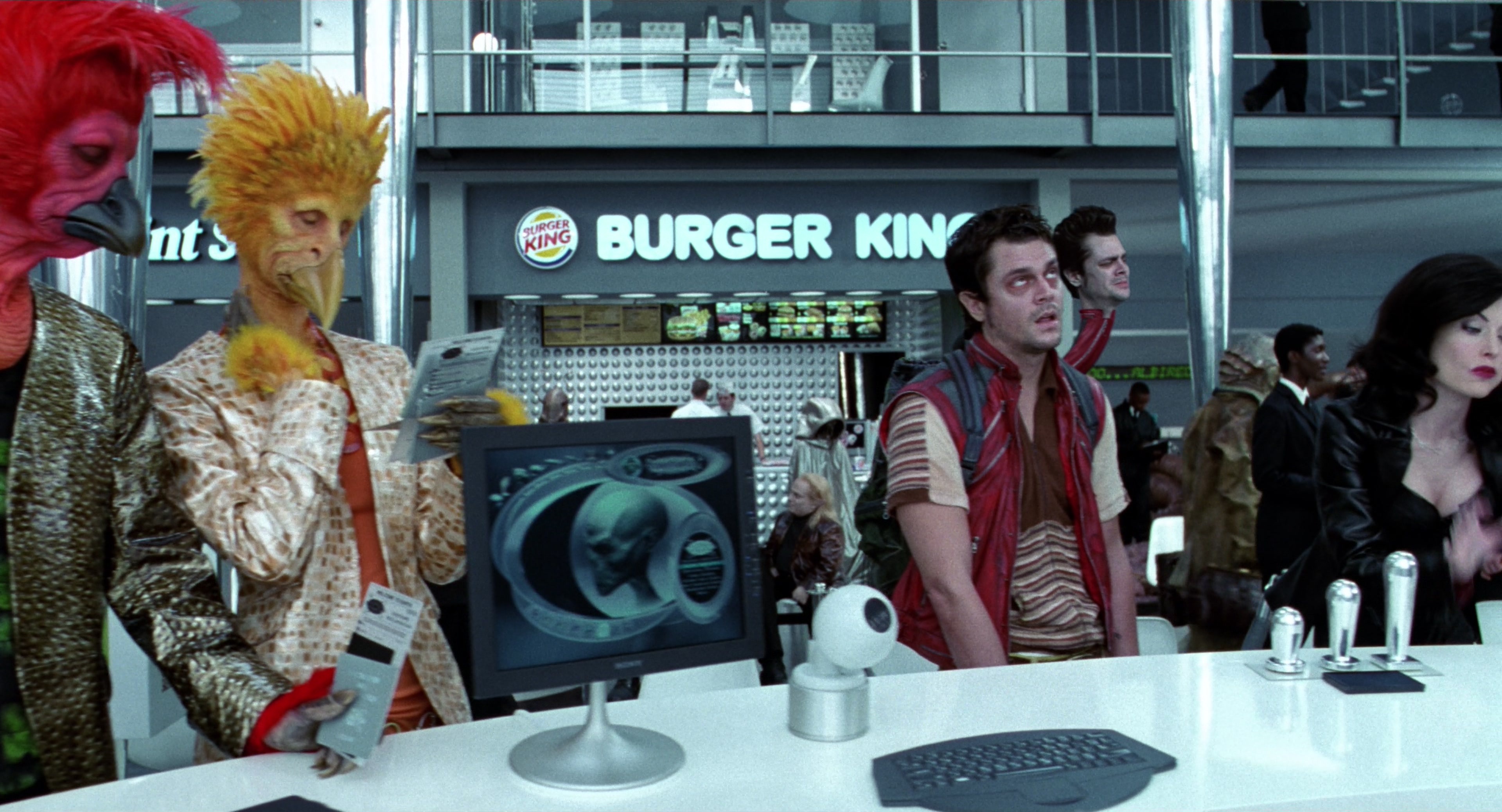 Men in Black II (2002), wide, 1.85:1 — film still