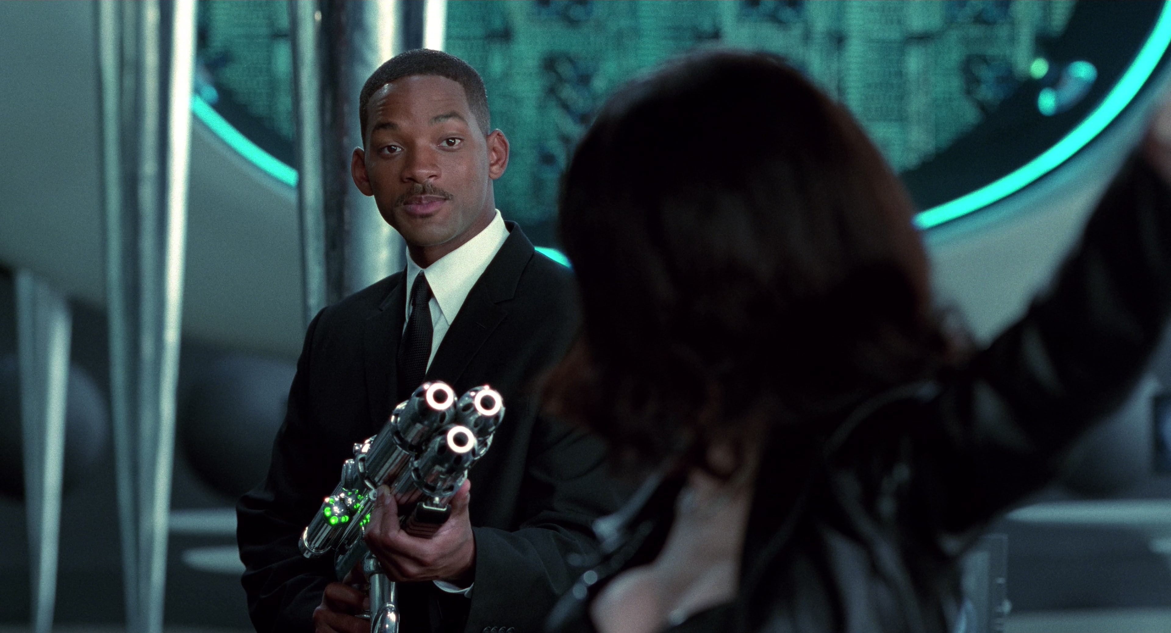 Men in Black II (2002), wide, 1.85:1 — film still