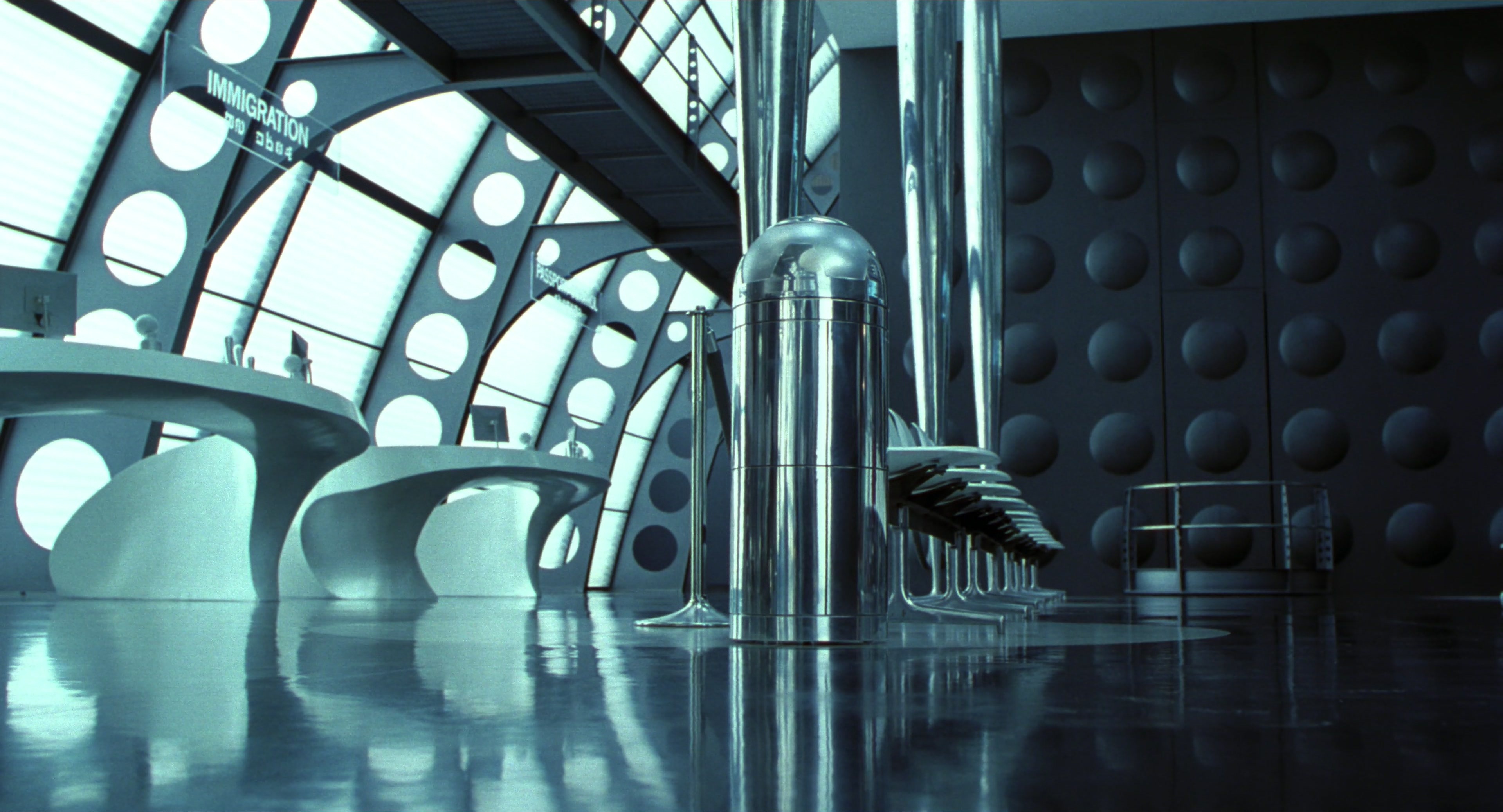 Men in Black II (2002), wide, 1.85:1 — film still