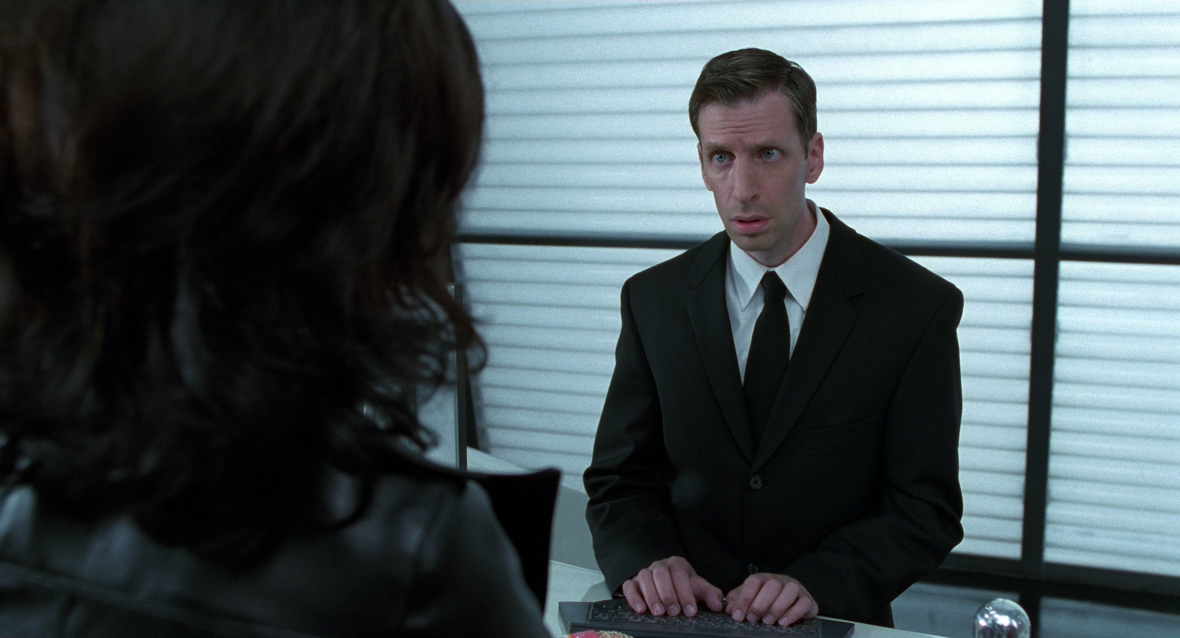 Men in Black II (2002), wide, 1.85:1 — film still