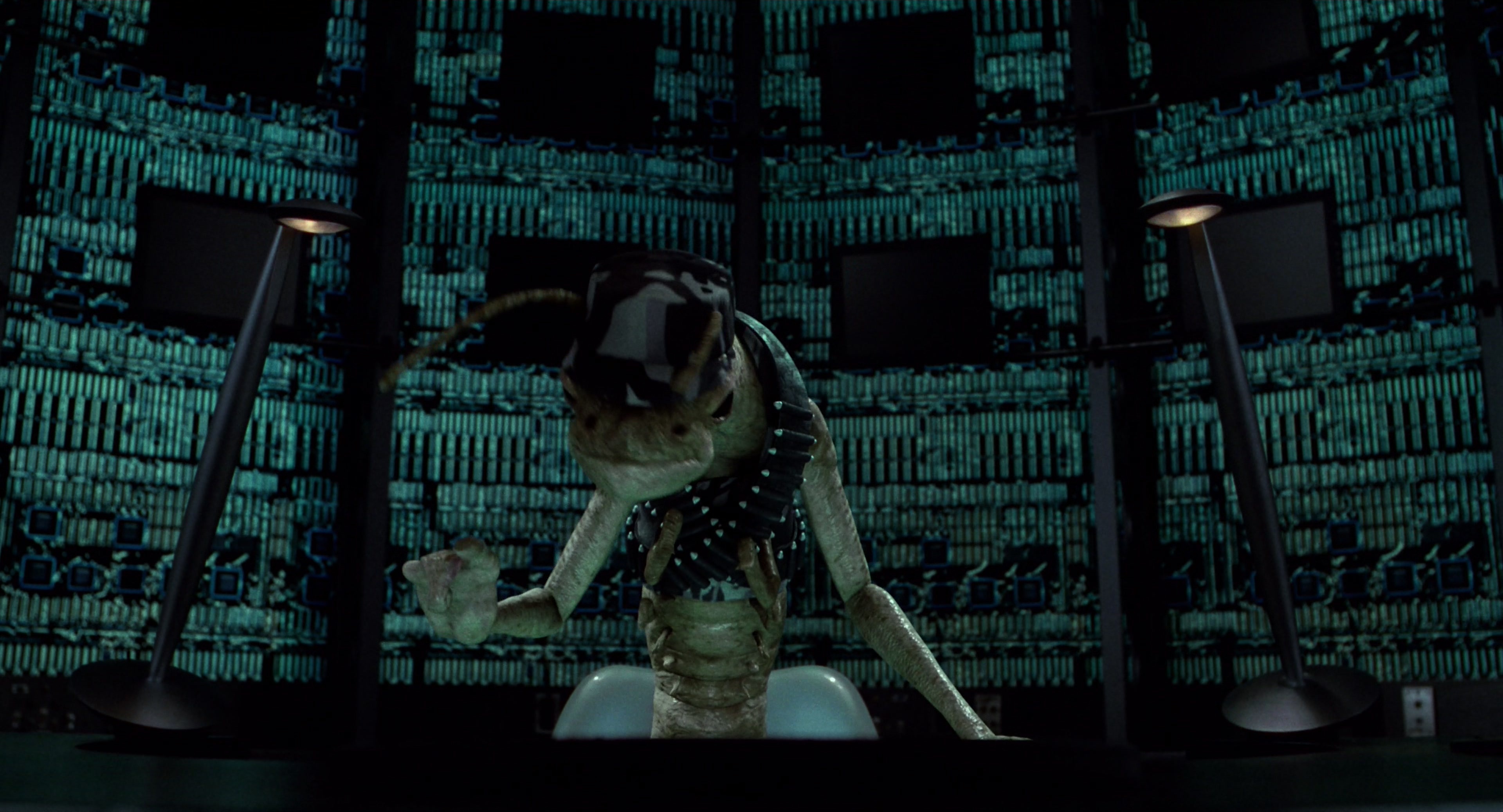 Men in Black II (2002), wide, 1.85:1 — film still