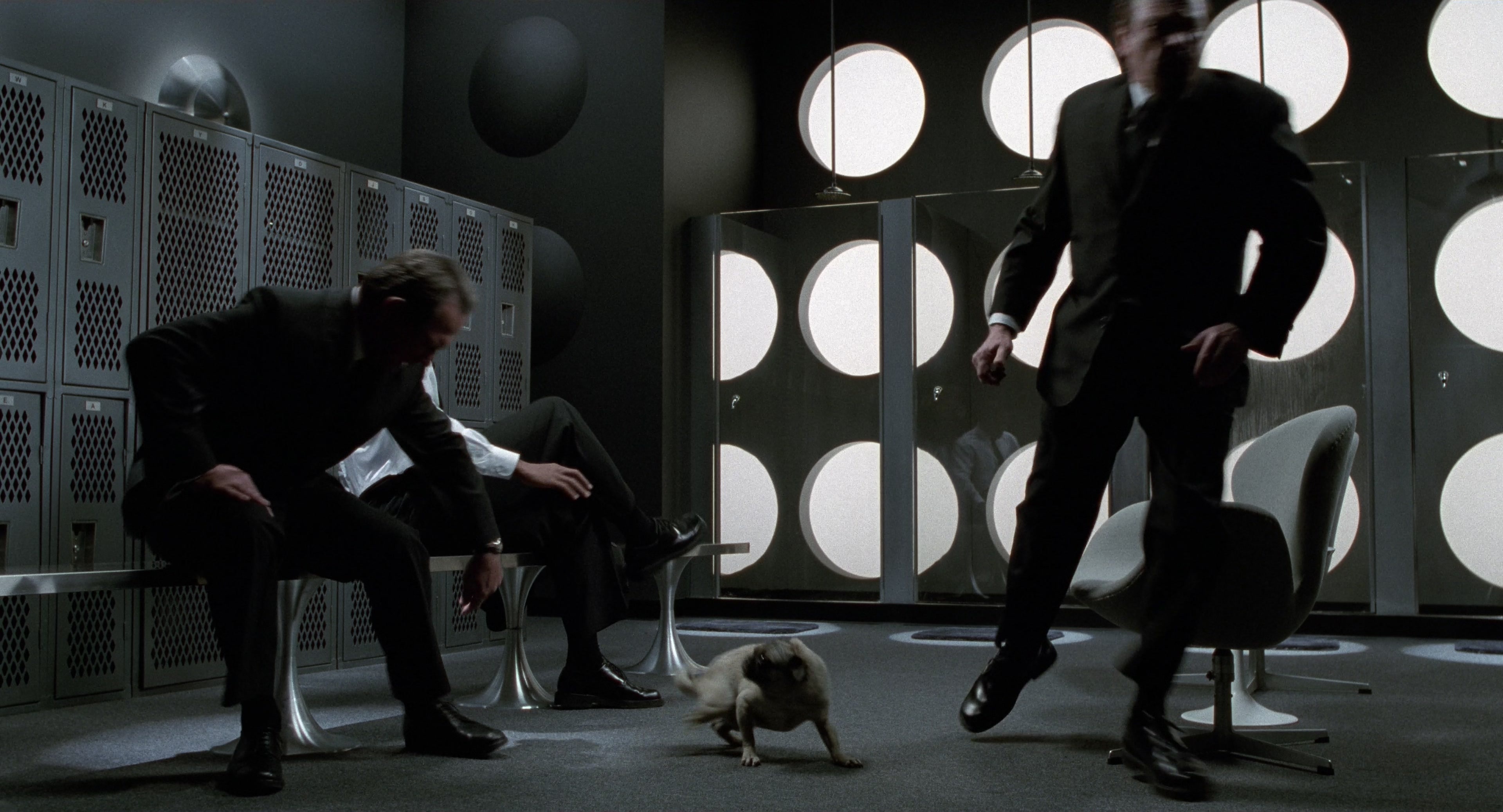 Men in Black II (2002), wide, 1.85:1 — film still