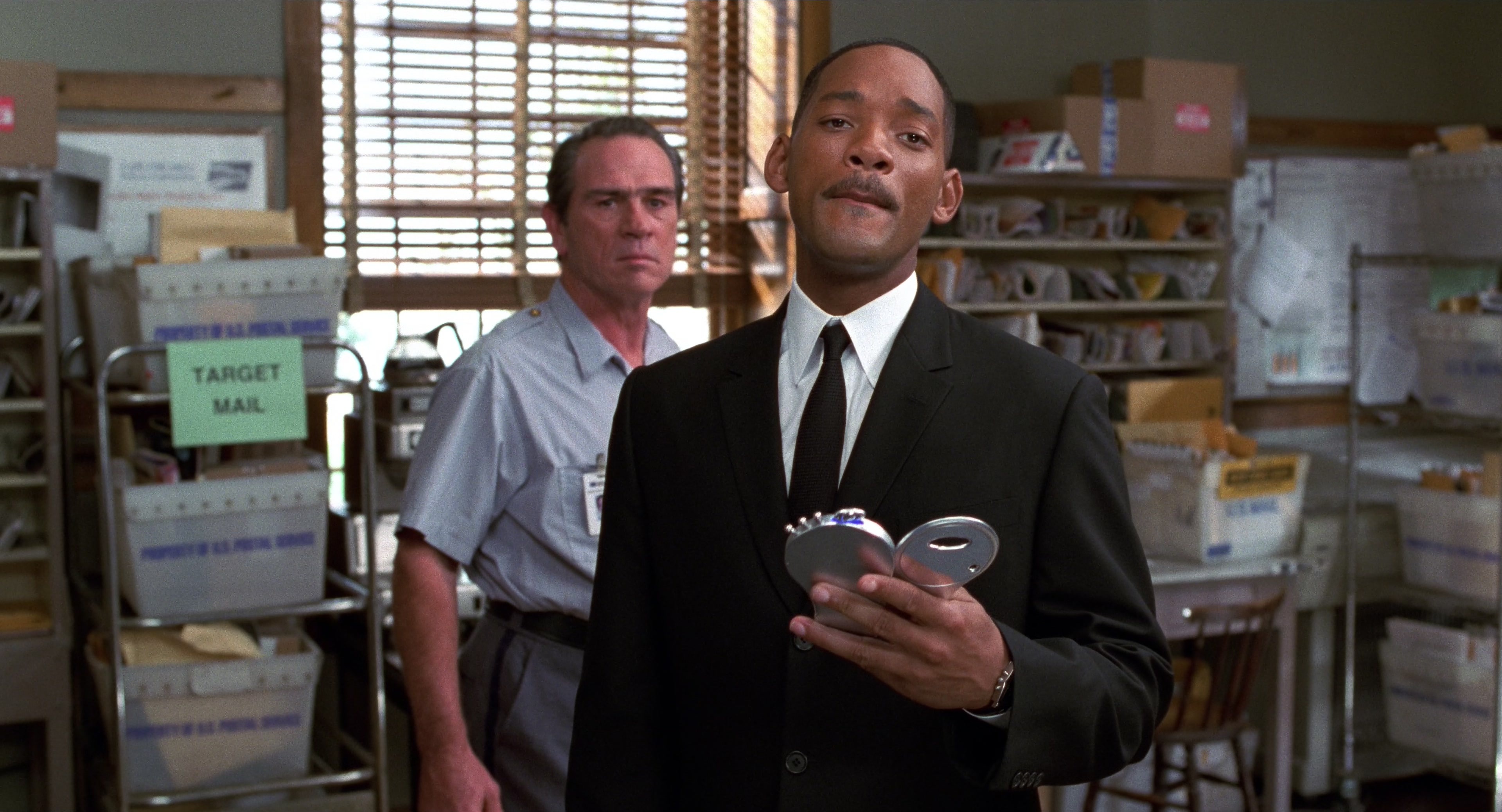 Men in Black II (2002), wide, 1.85:1 — film still