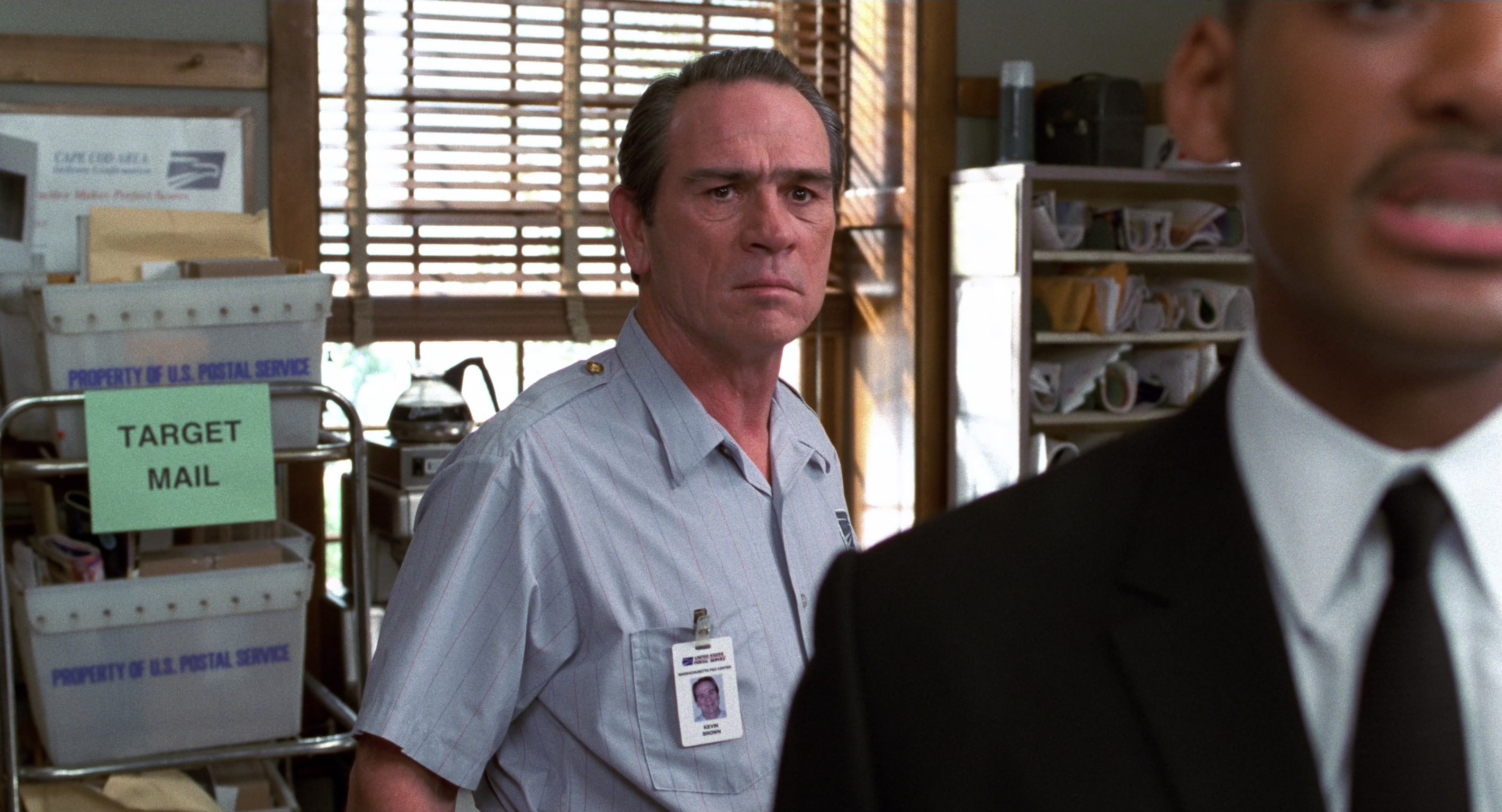 Men in Black II (2002), wide, 1.85:1 — film still