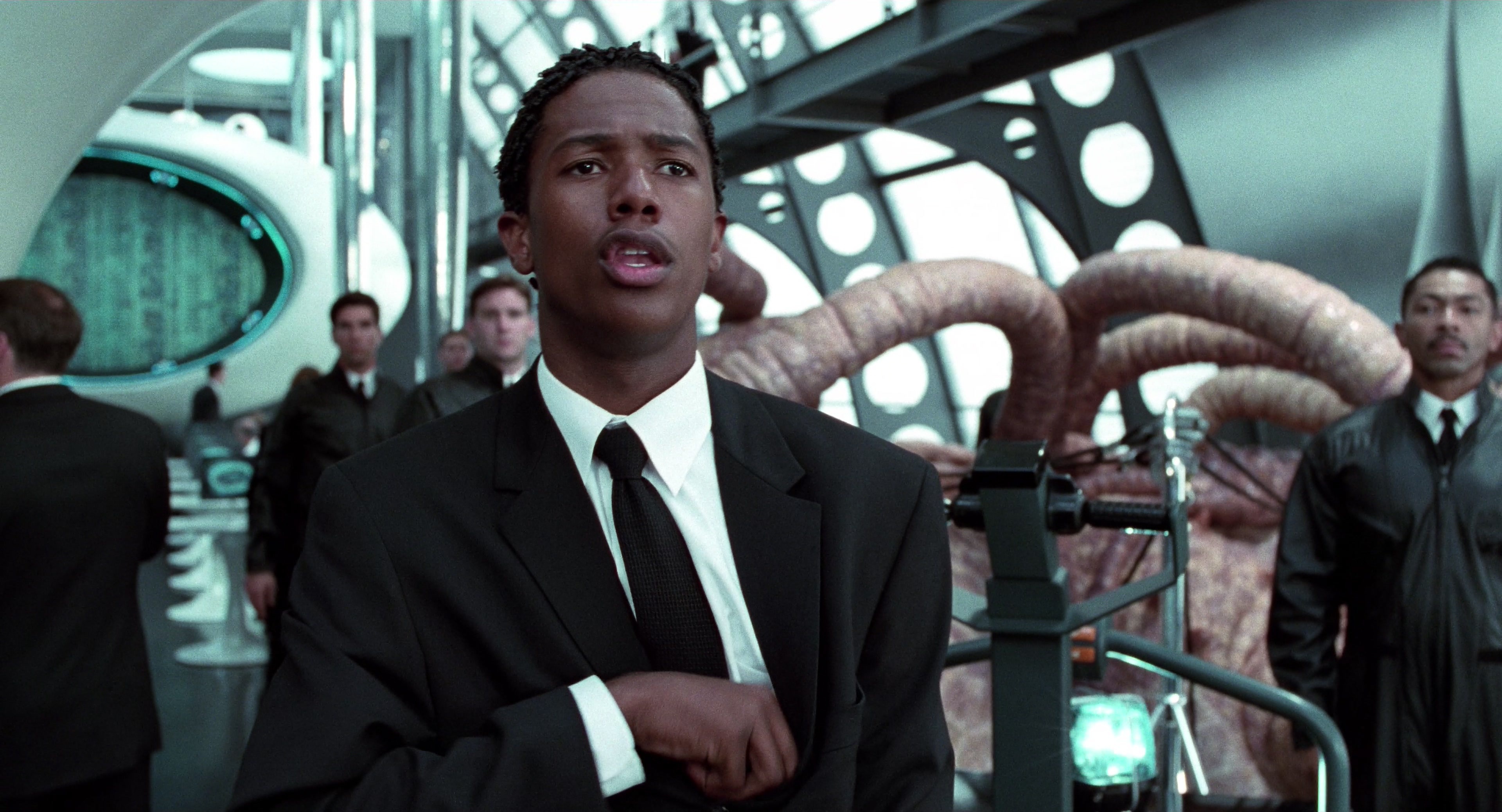 Men in Black II (2002), wide, 1.85:1 — film still