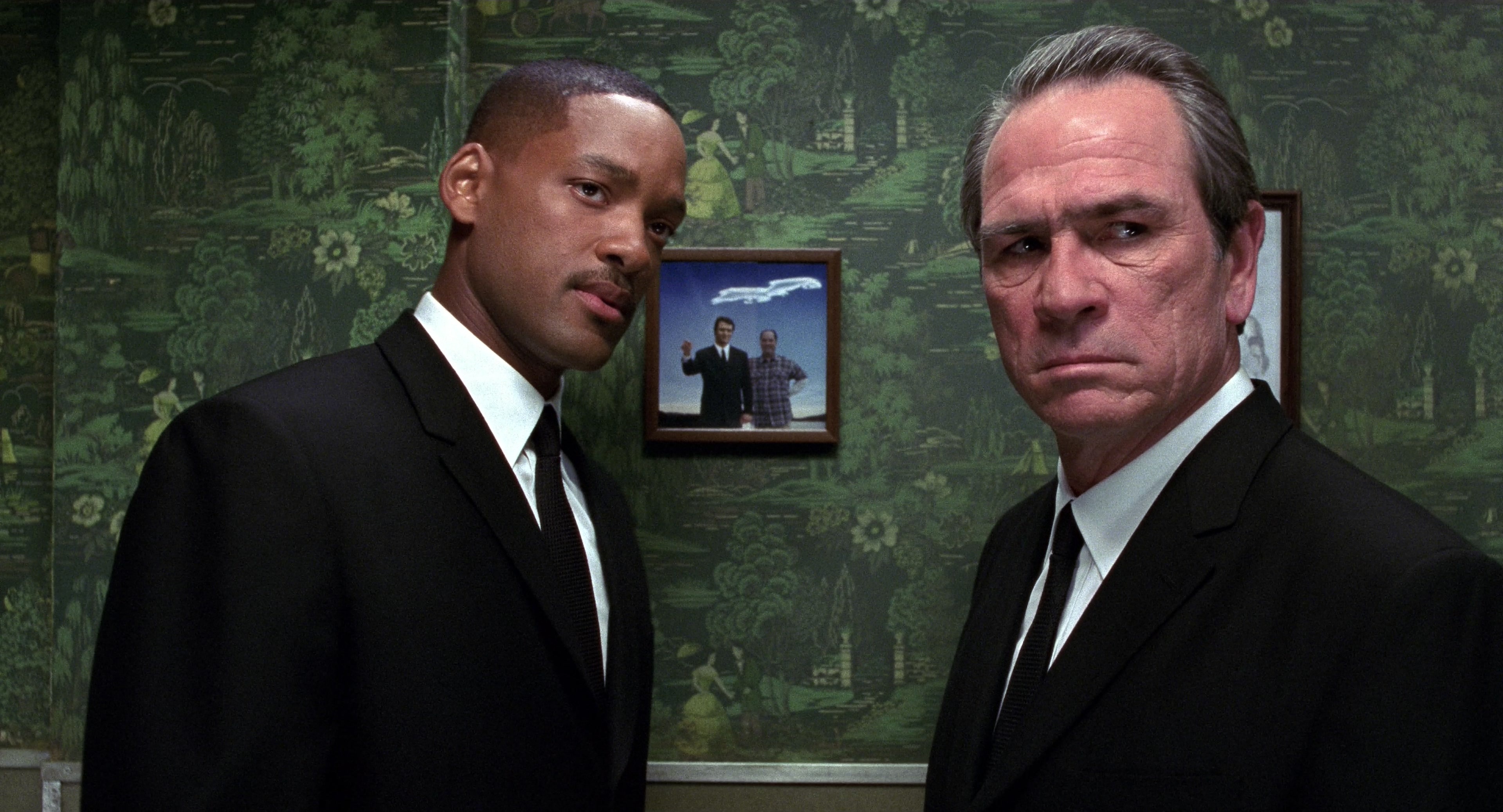 Men in Black II (2002), medium, 1.85:1 — film still