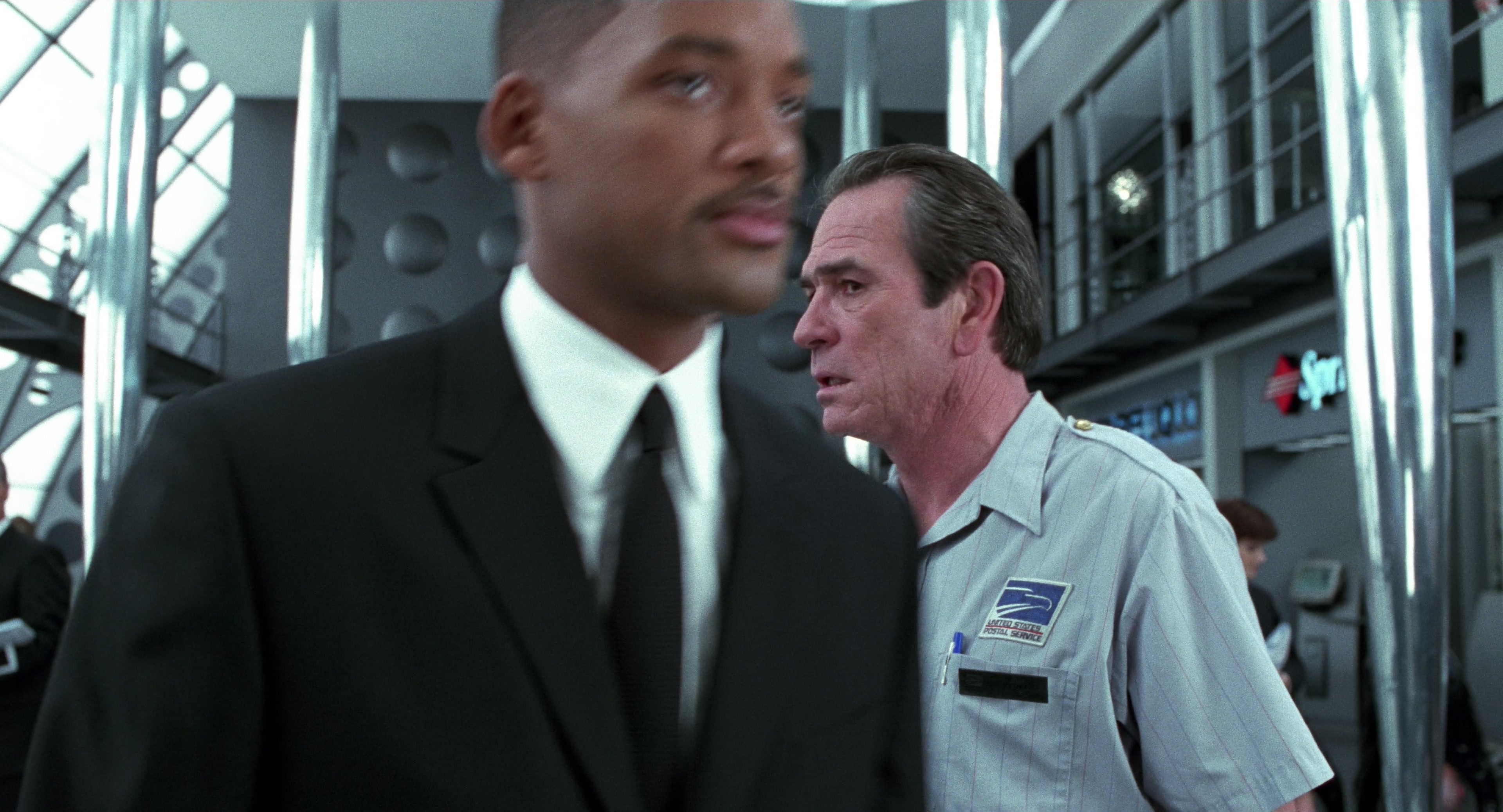 Men in Black II (2002), wide, 1.85:1 — film still