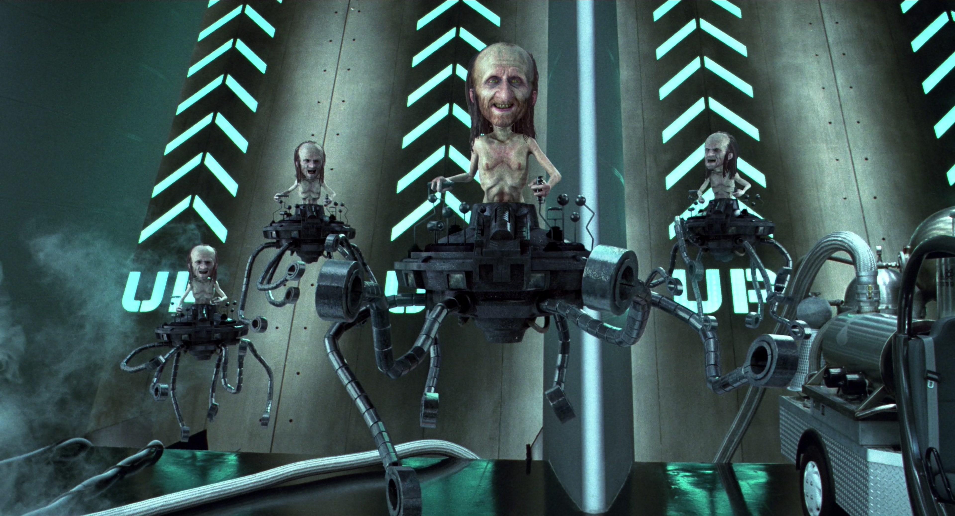 Men in Black II (2002), wide, 1.85:1 — film still