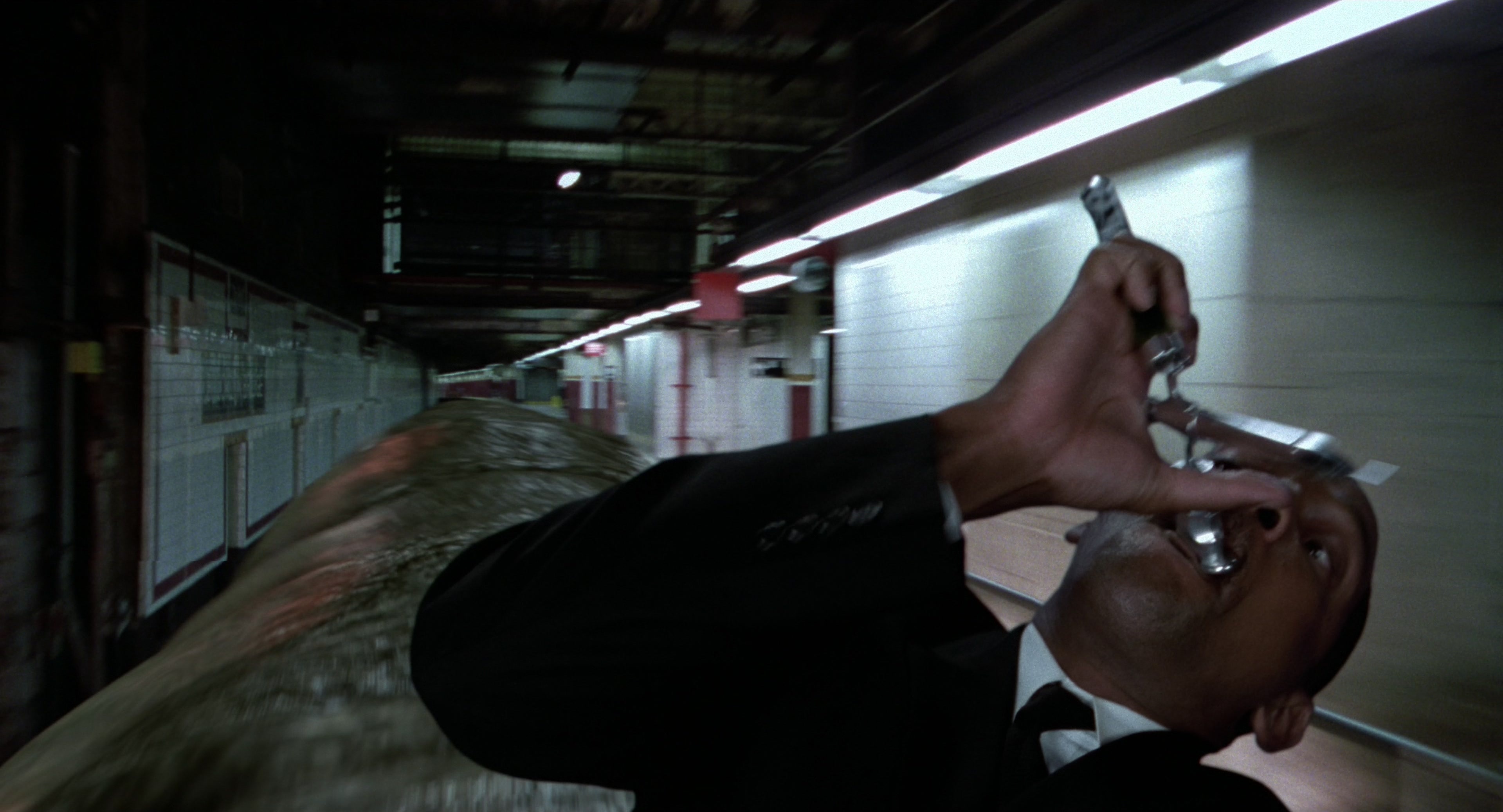 Men in Black II (2002), wide, 1.85:1 — film still