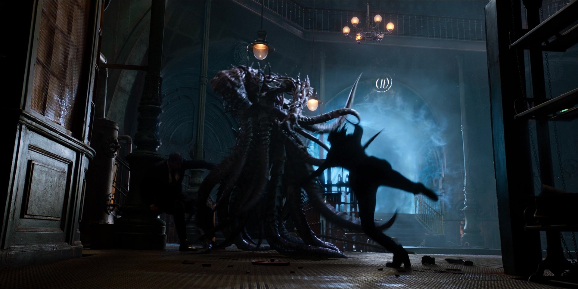 Men in Black International (2019), wide, 2.00:1 — film still
