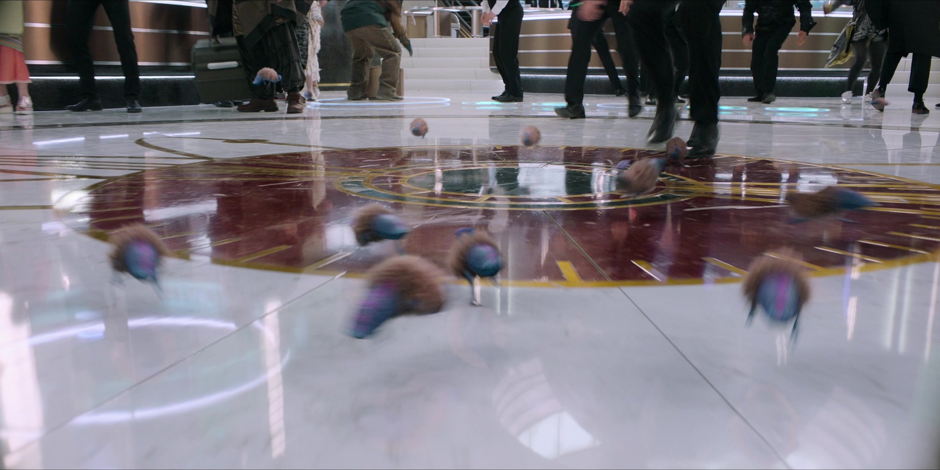 Men in Black International (2019), wide, 2.00:1 — film still